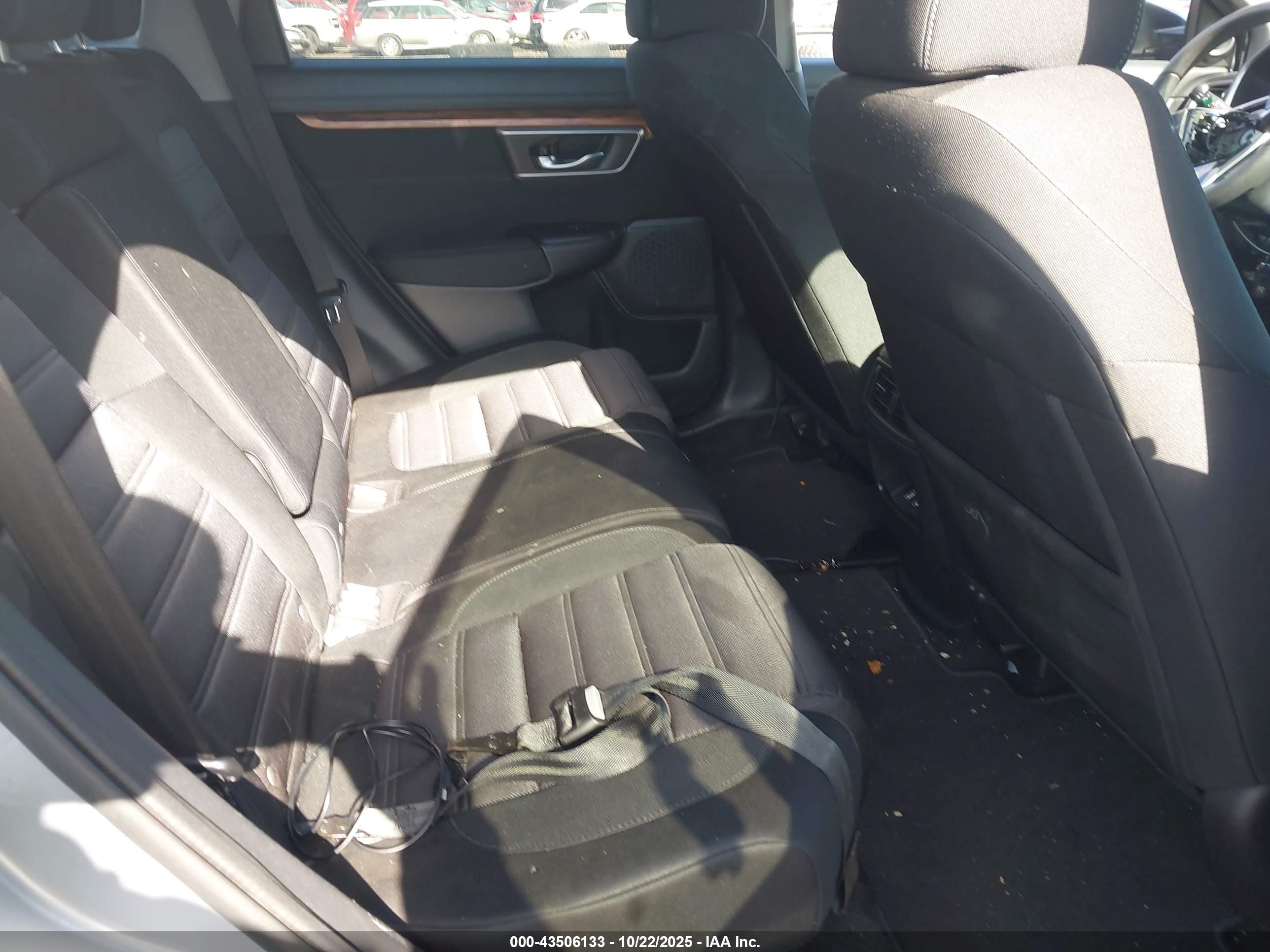 HONDA CR-V image 8