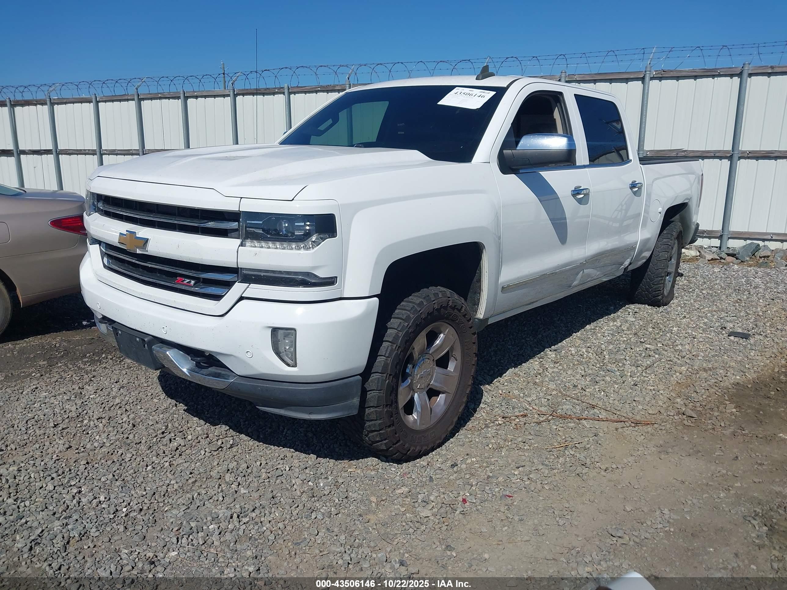 CHEVROLET SILVERADO image 2