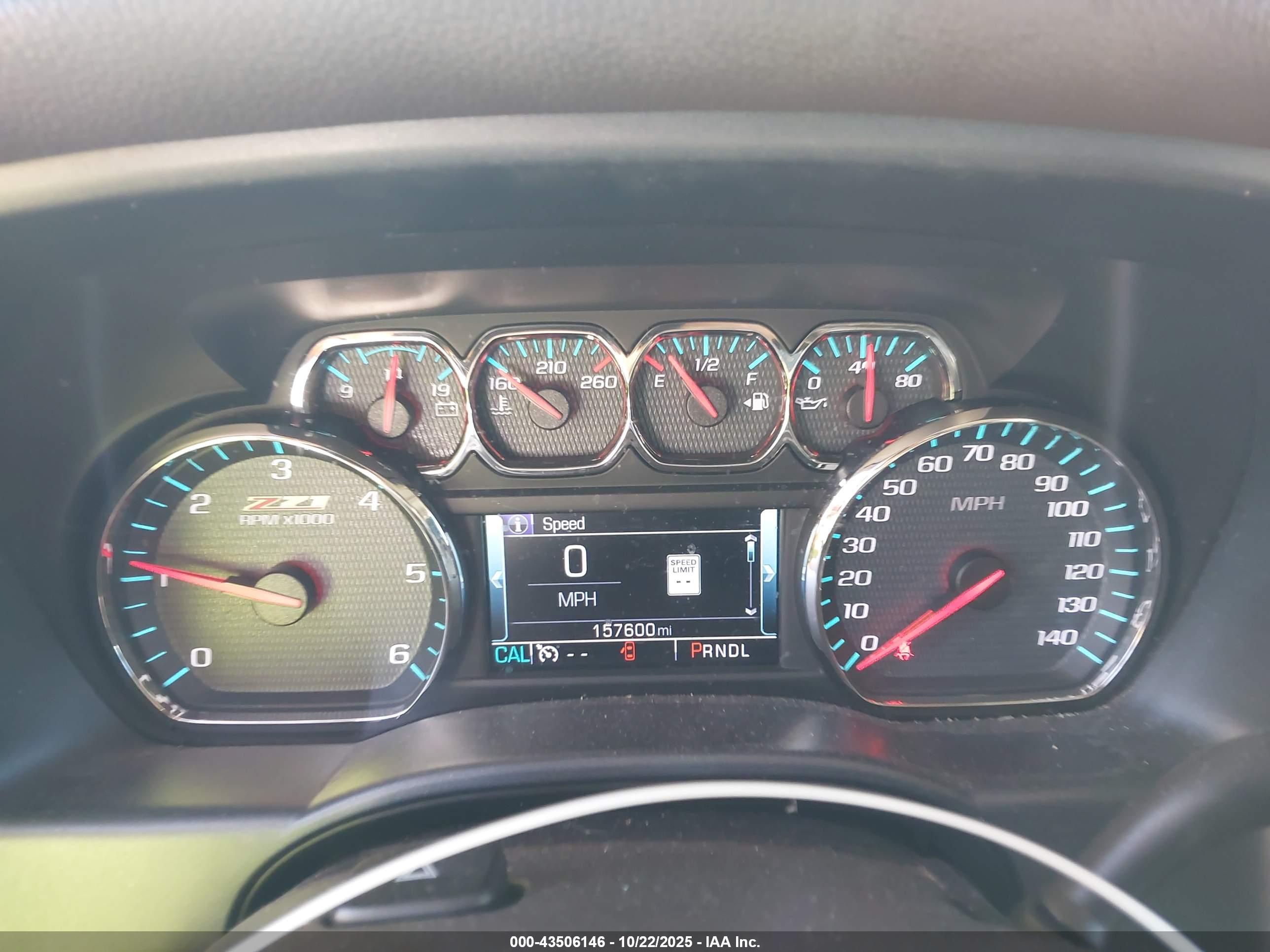 CHEVROLET SILVERADO image 7