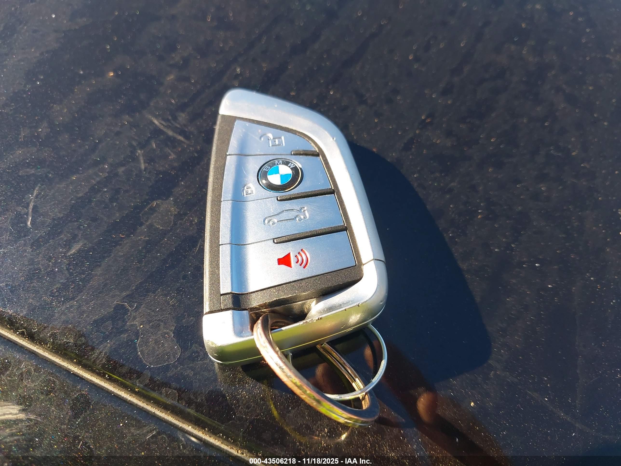 BMW 328I image 11