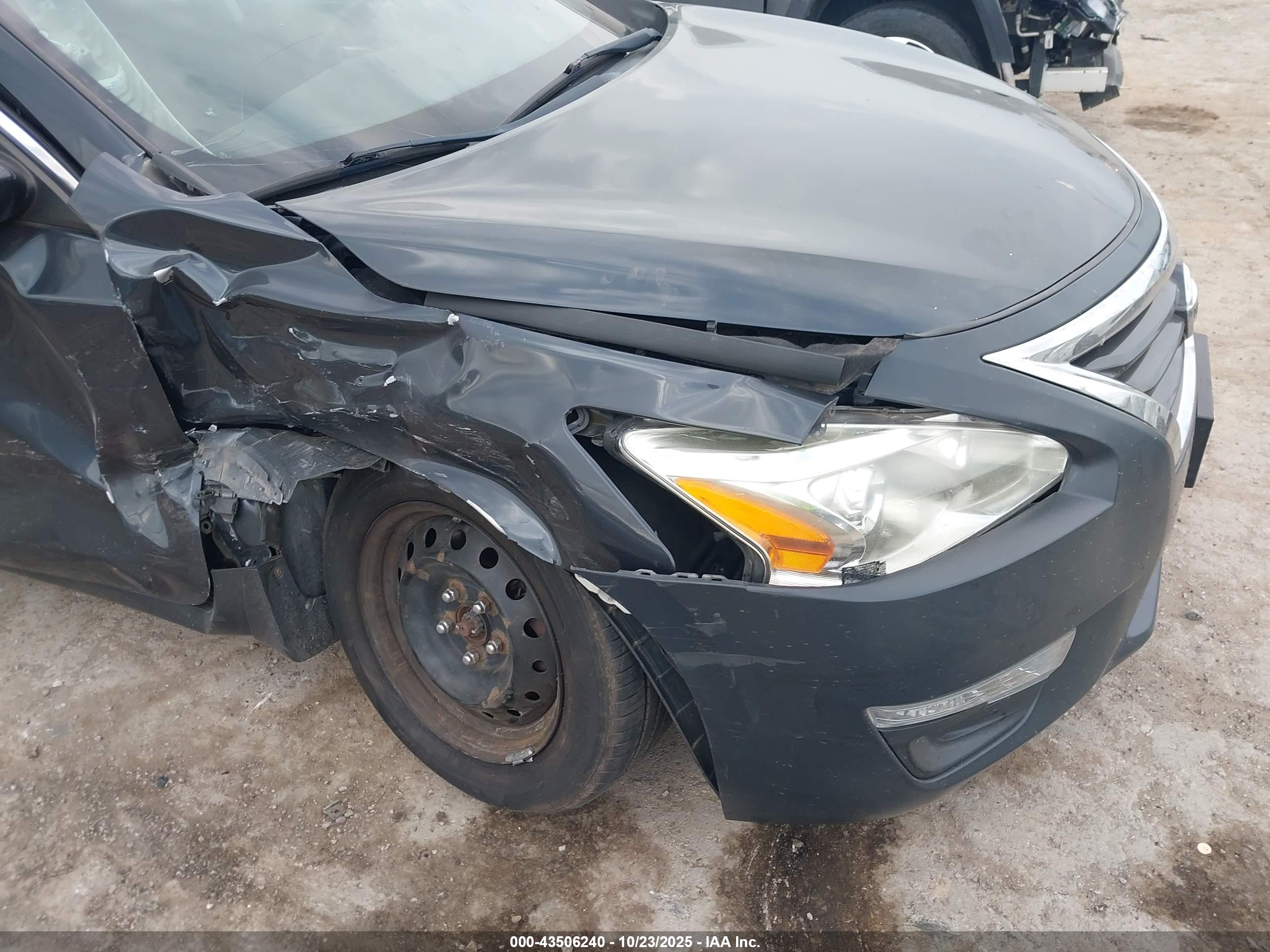 NISSAN ALTIMA image 6