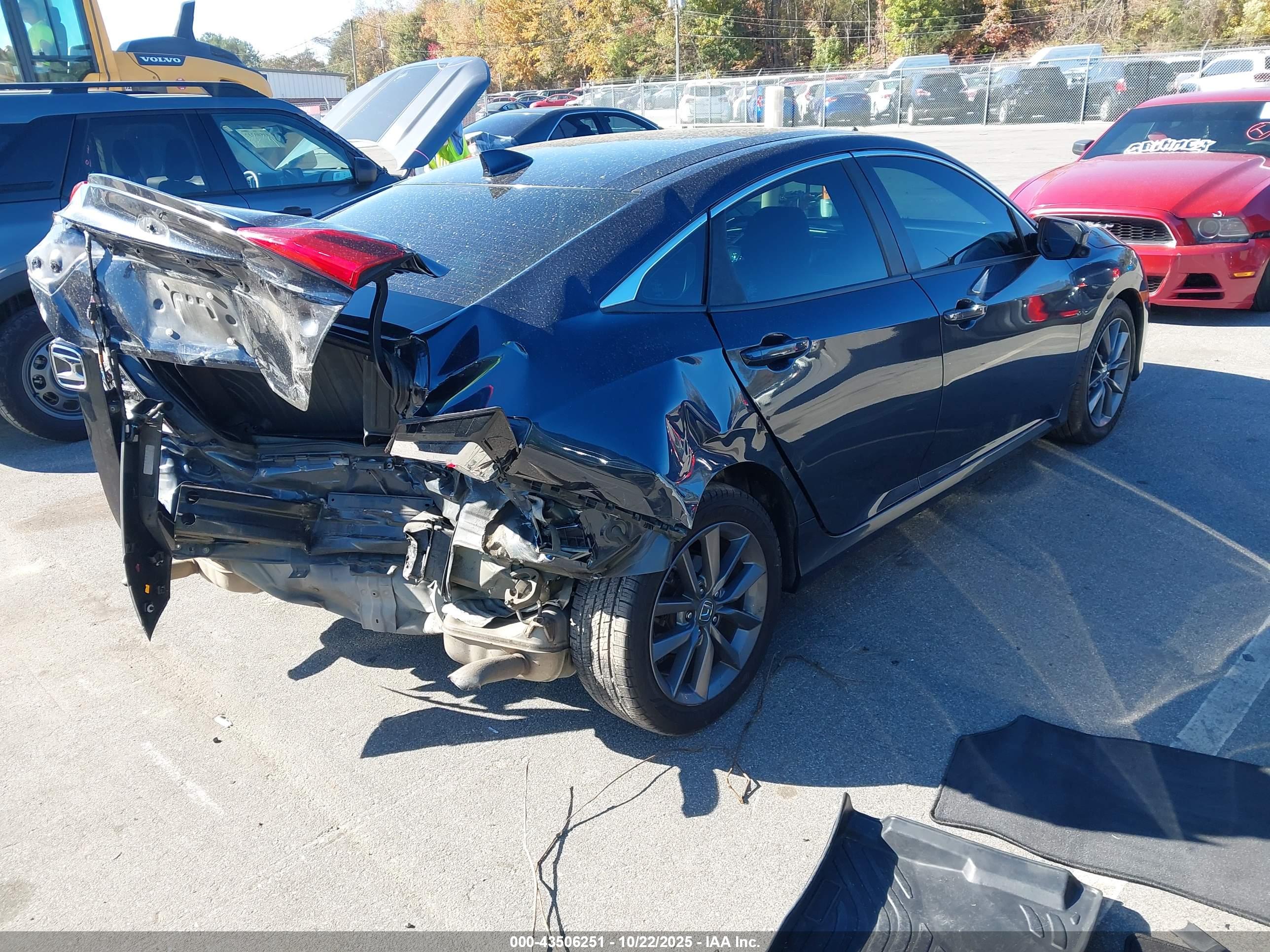 HONDA CIVIC image 4