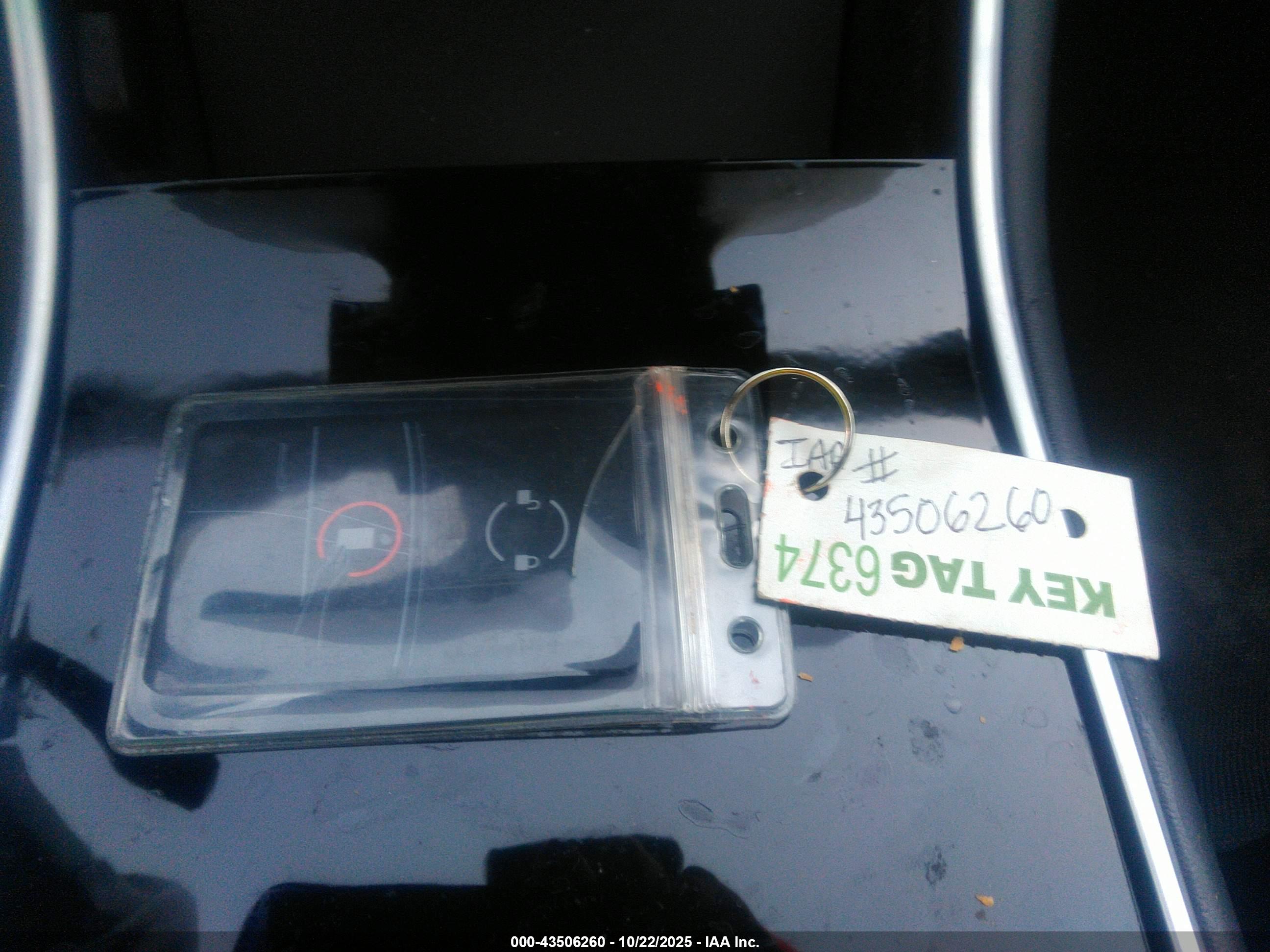 TESLA MODEL image 11