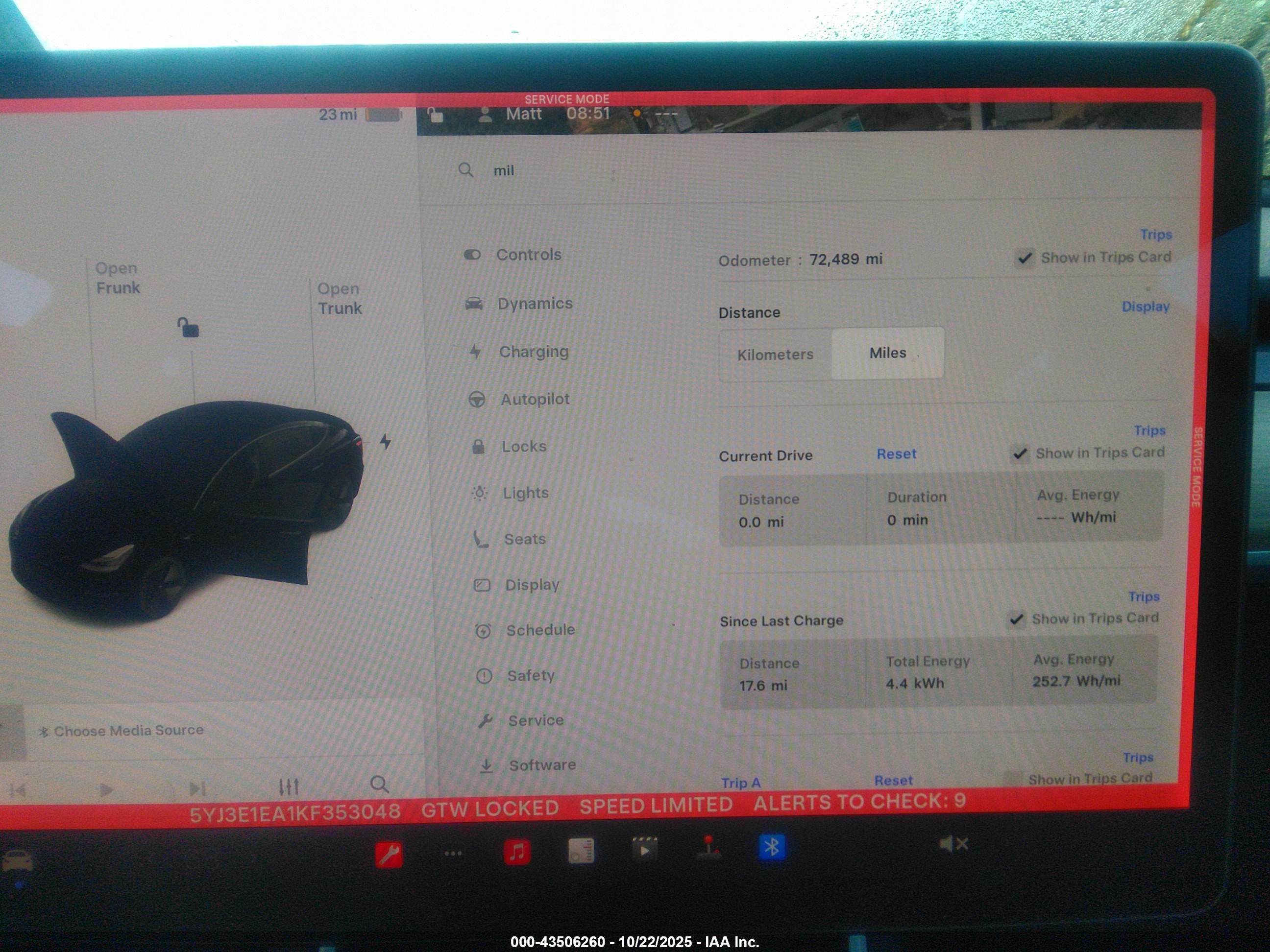 TESLA MODEL image 7