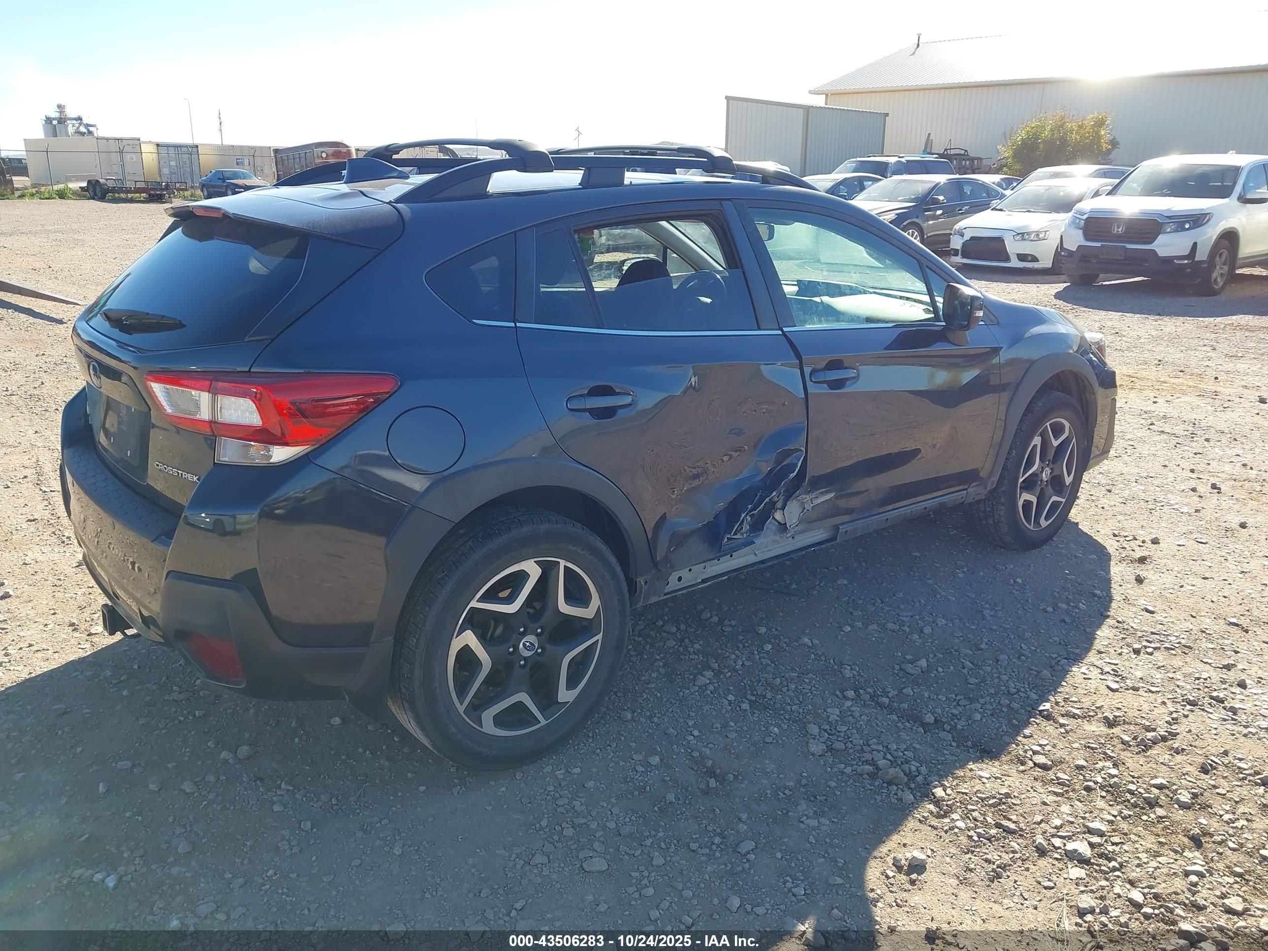 SUBARU CROSSTREK image 4