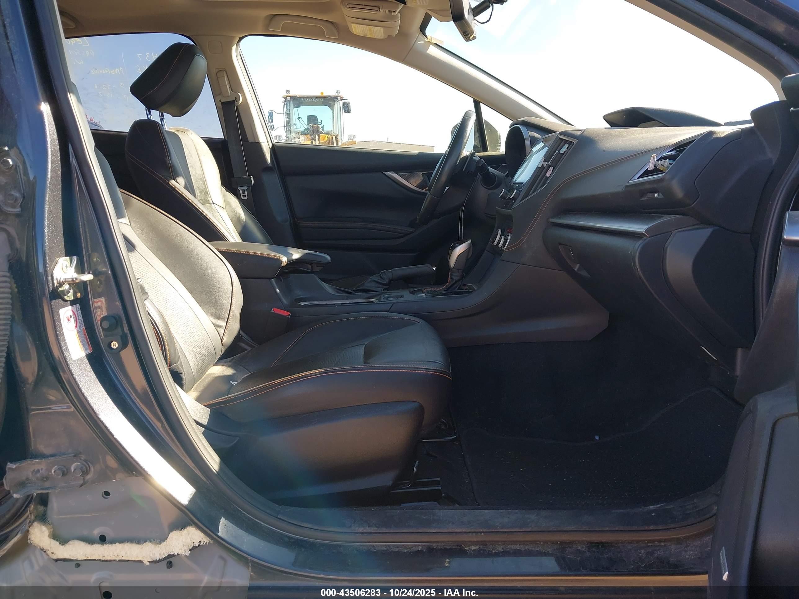 SUBARU CROSSTREK image 5