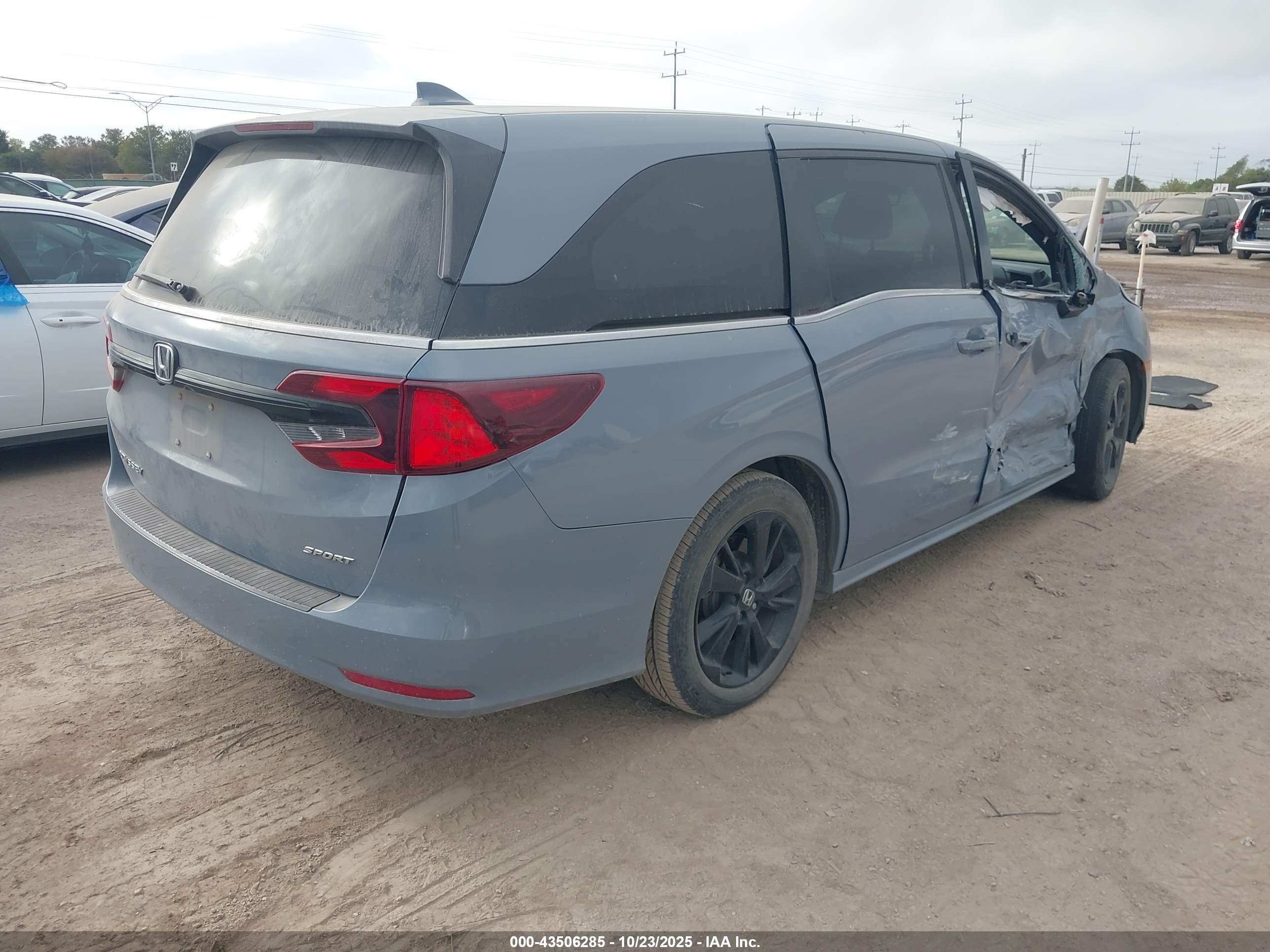 HONDA ODYSSEY image 4