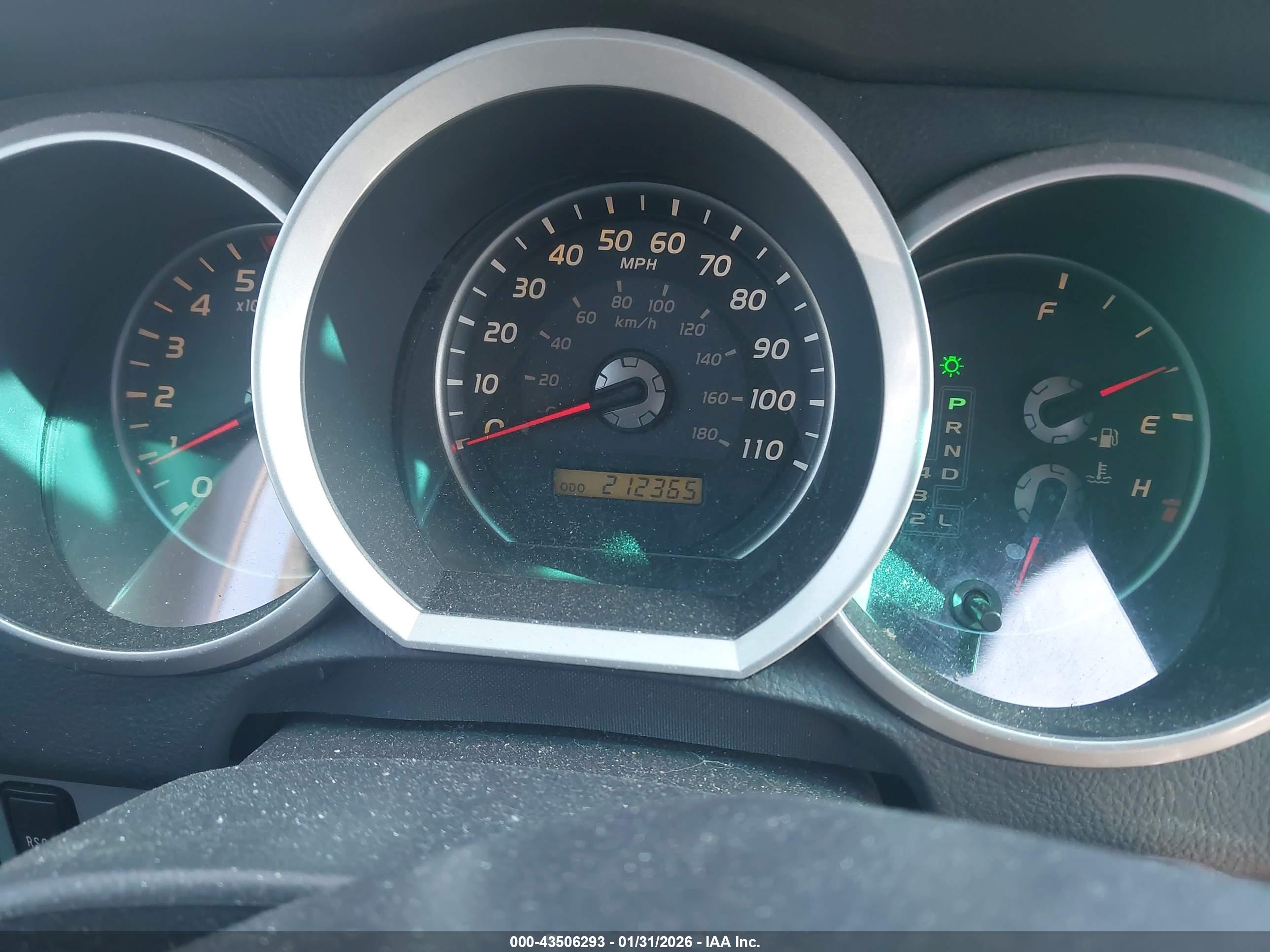 TOYOTA 4RUNNER image 7