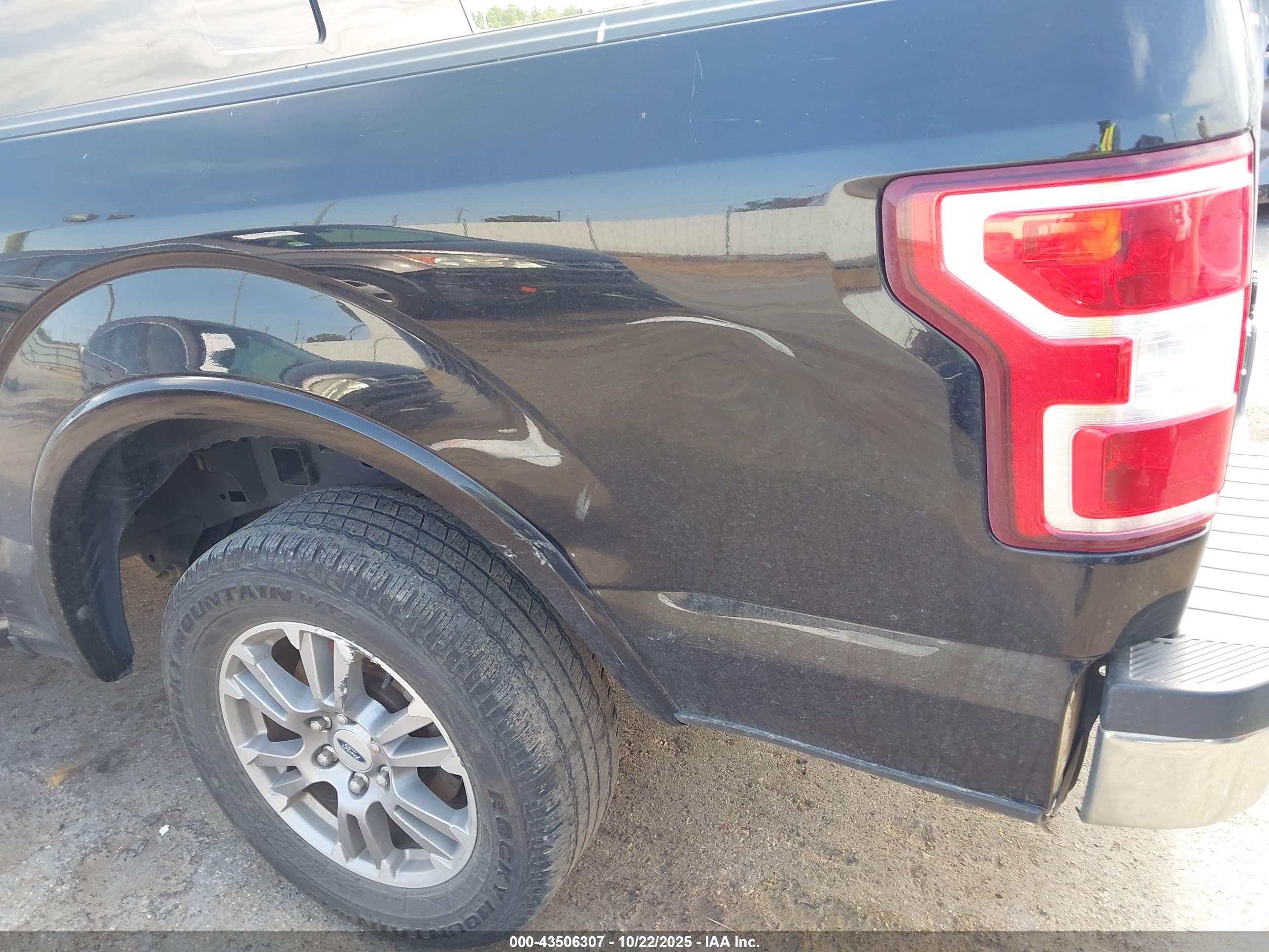 FORD F-150 image 6