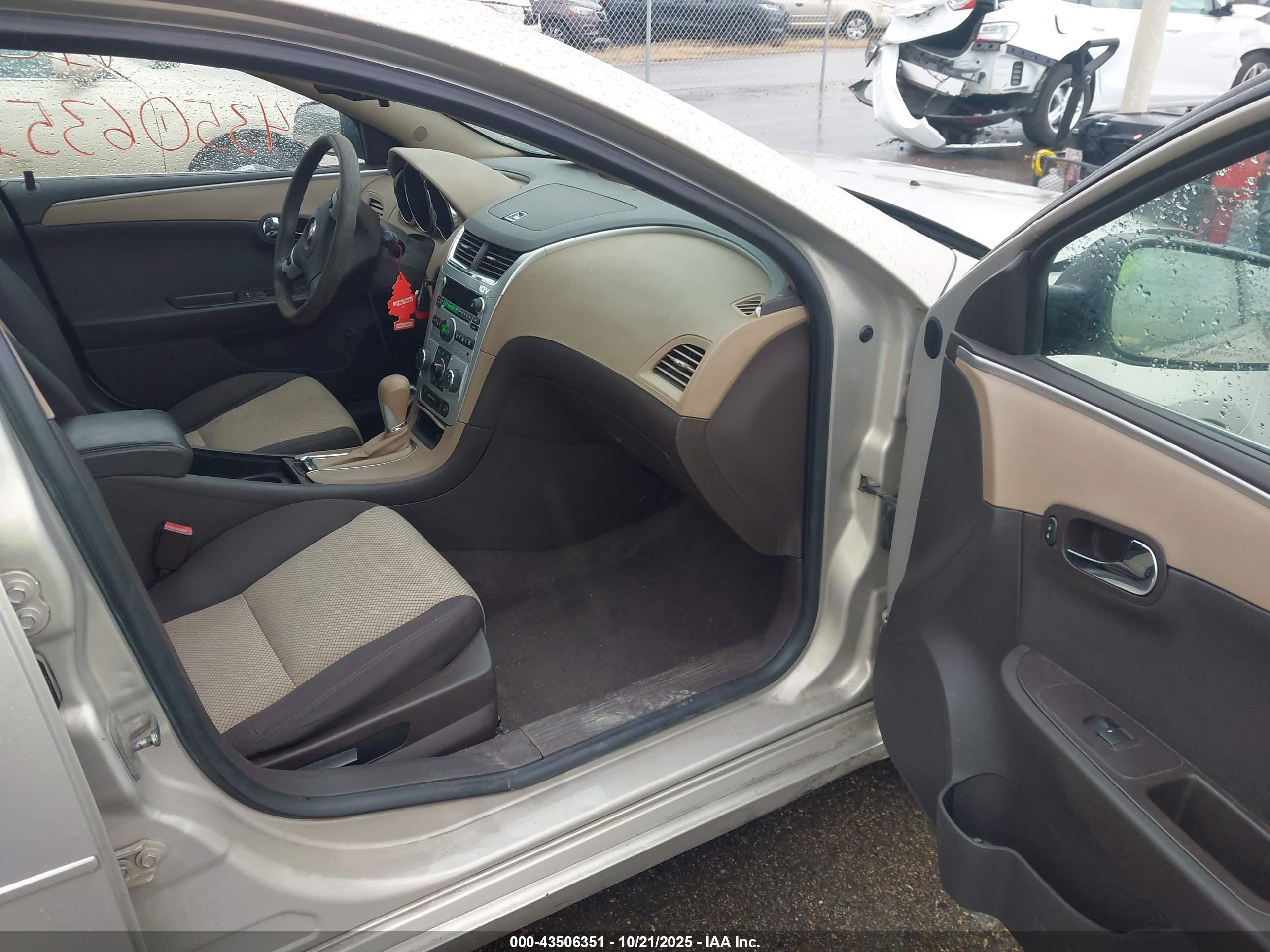 CHEVROLET MALIBU image 5