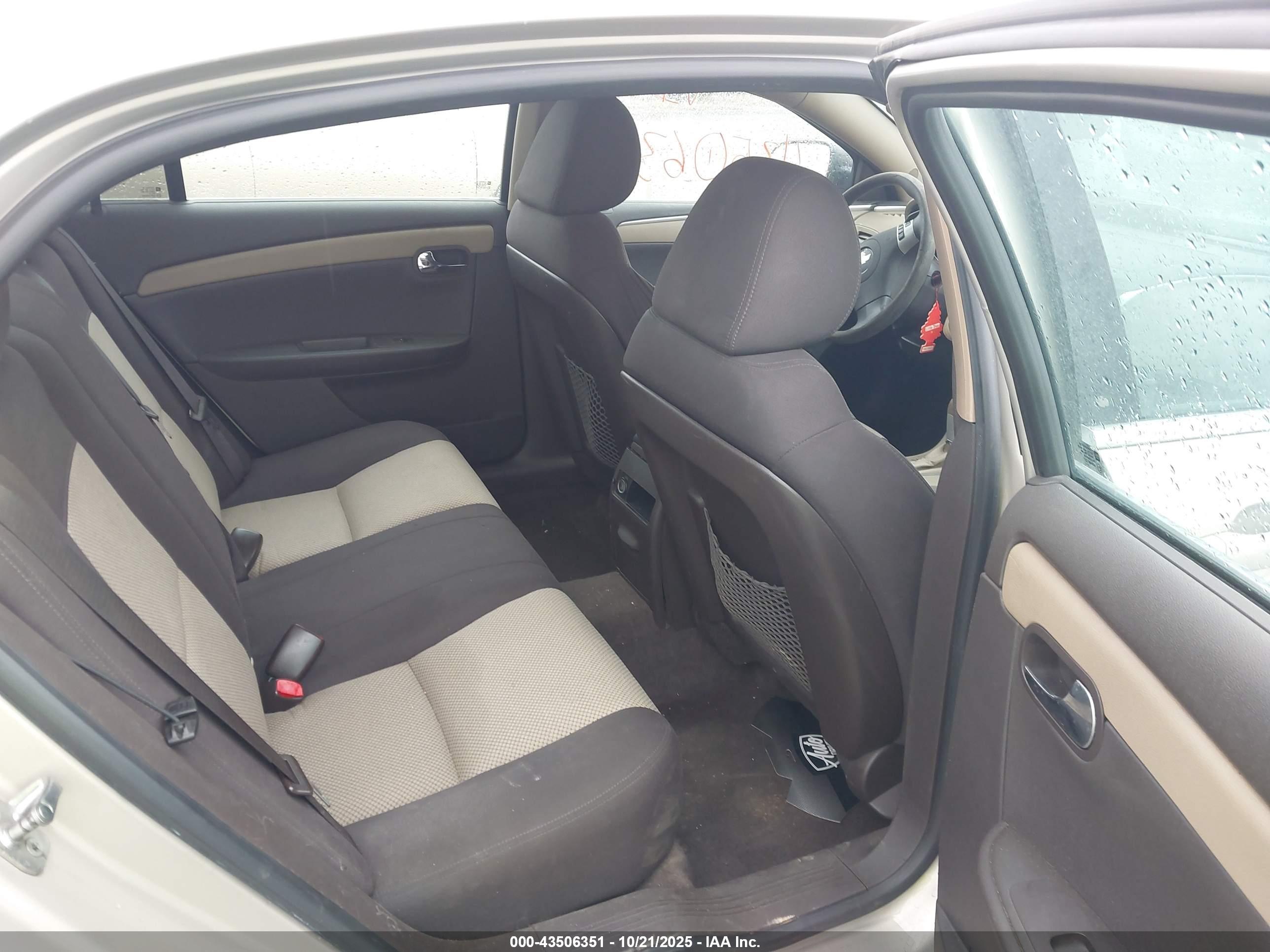 CHEVROLET MALIBU image 8