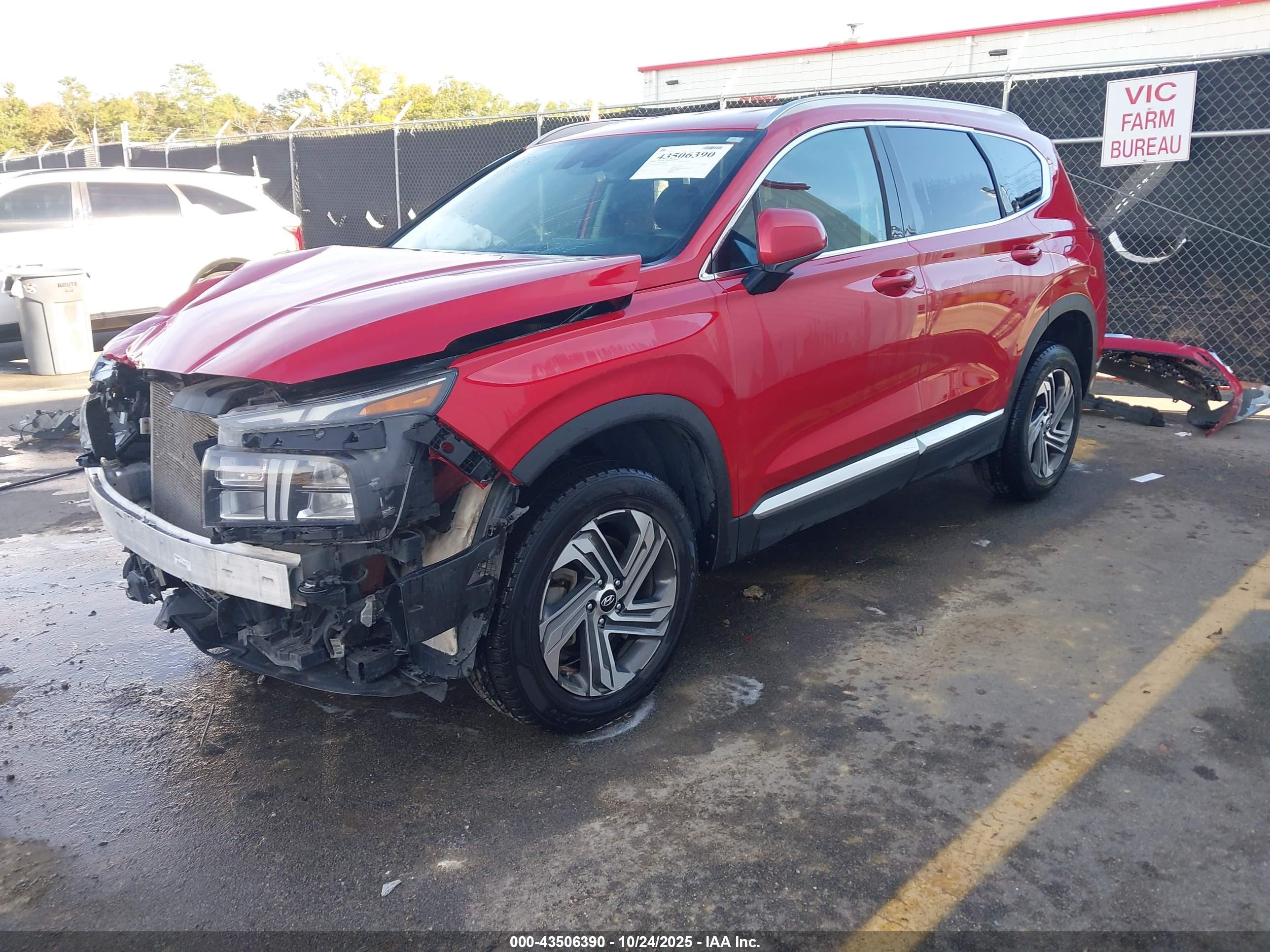 HYUNDAI SANTA image 2