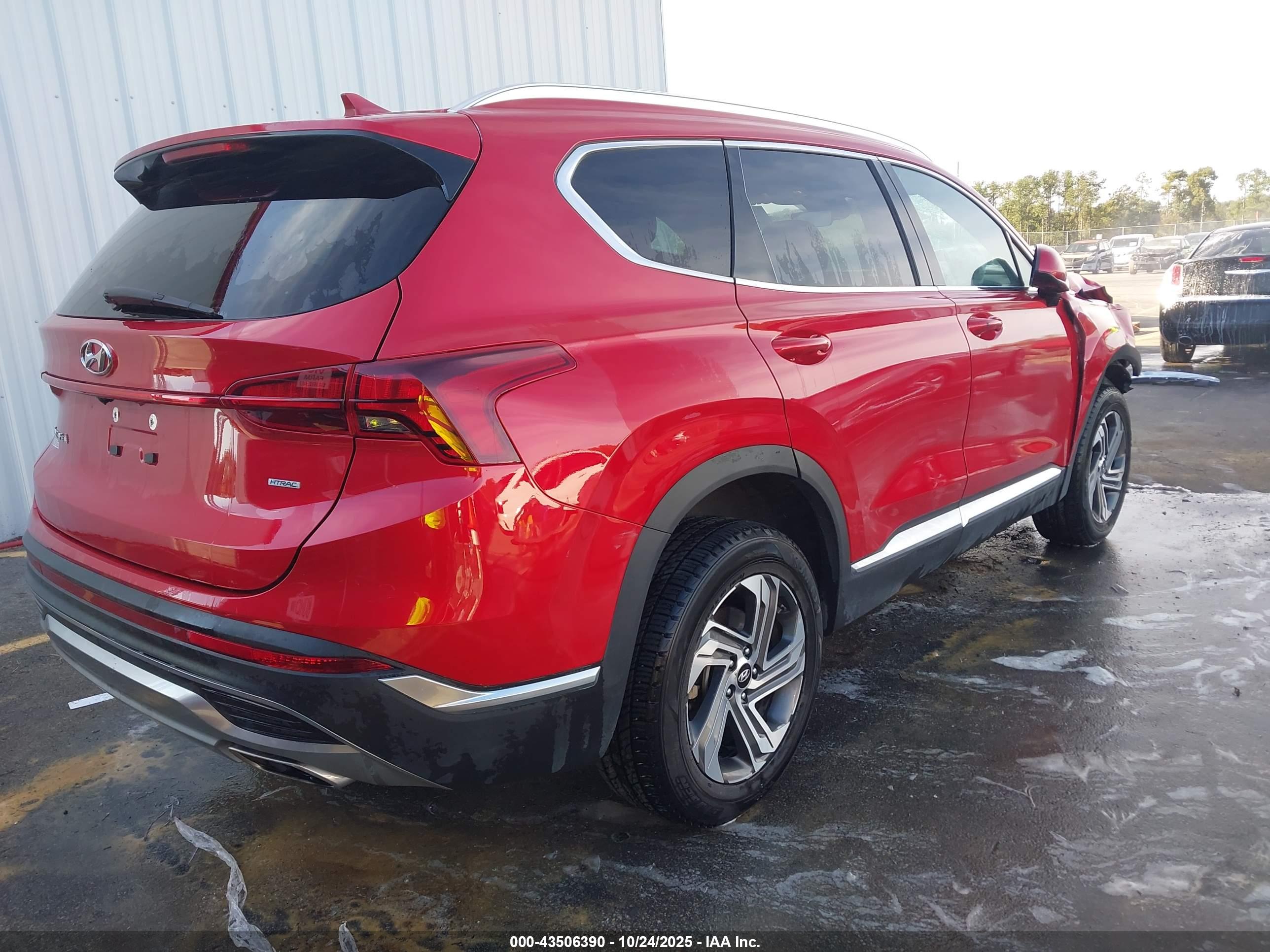 HYUNDAI SANTA image 4