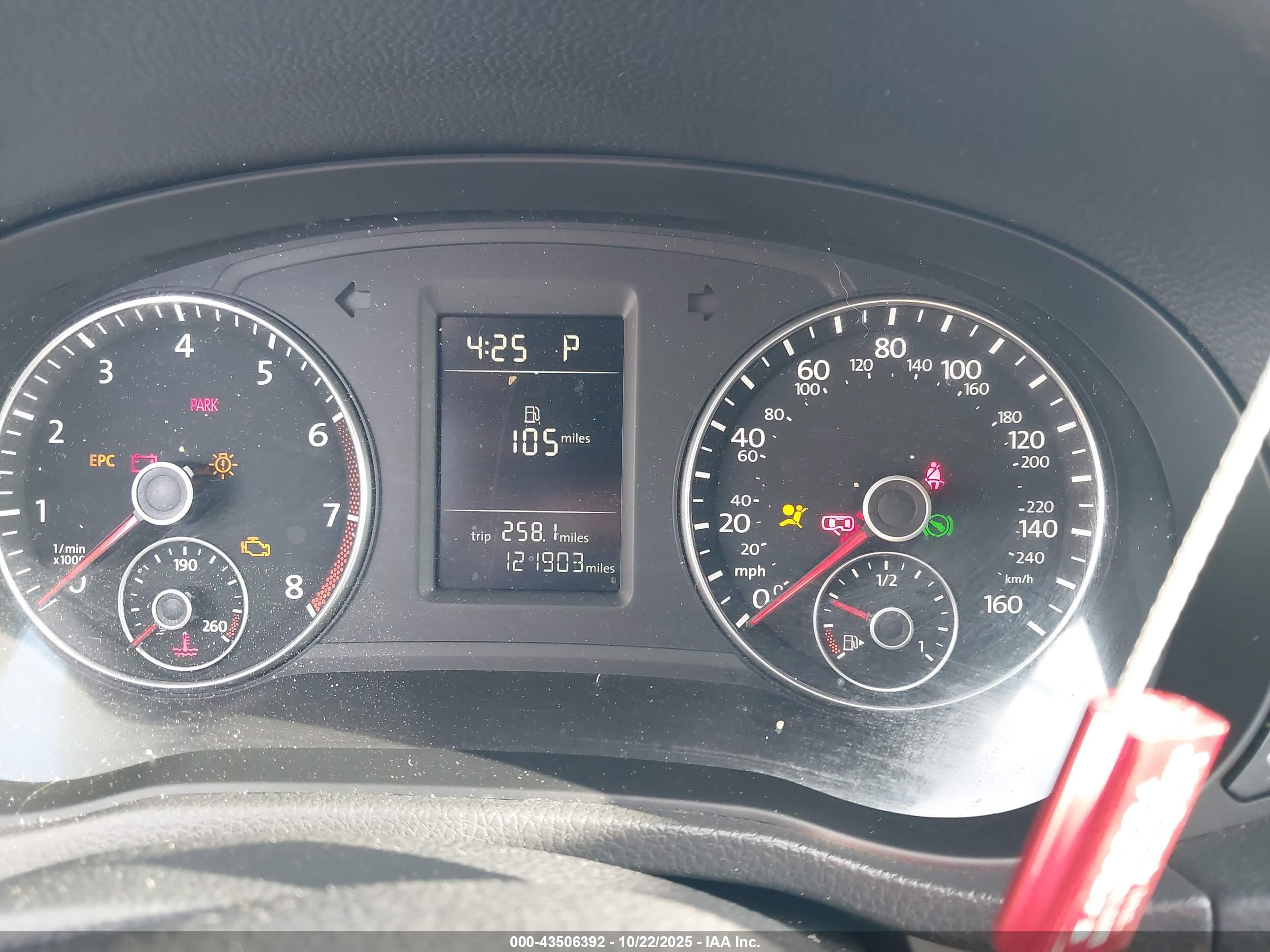 VOLKSWAGEN PASSAT image 7