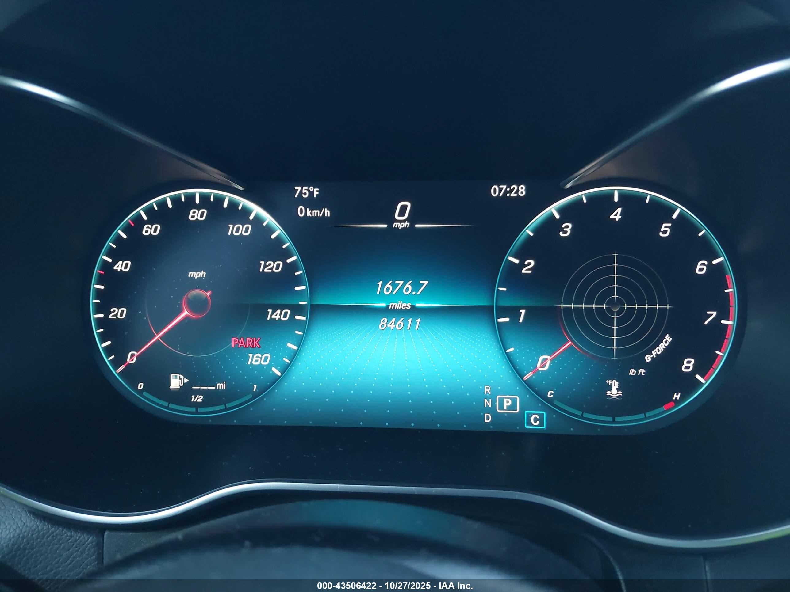 MERCEDES-BENZ GLC image 7