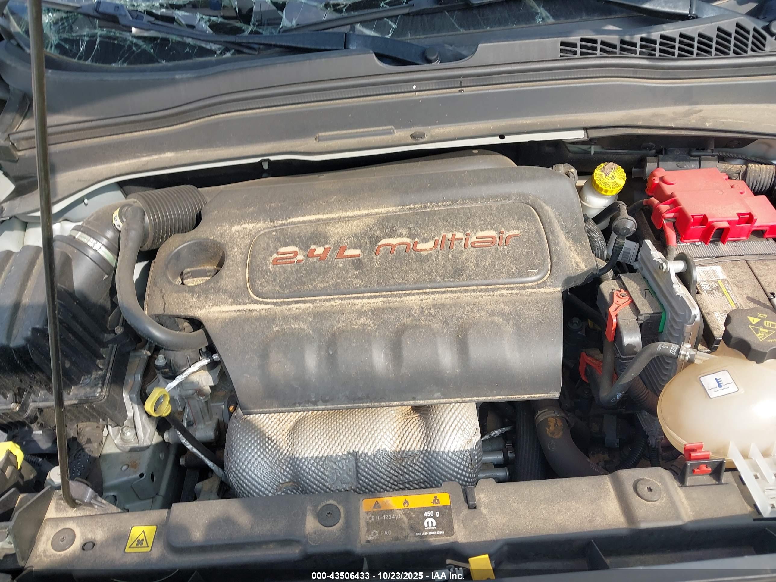 JEEP RENEGADE image 10