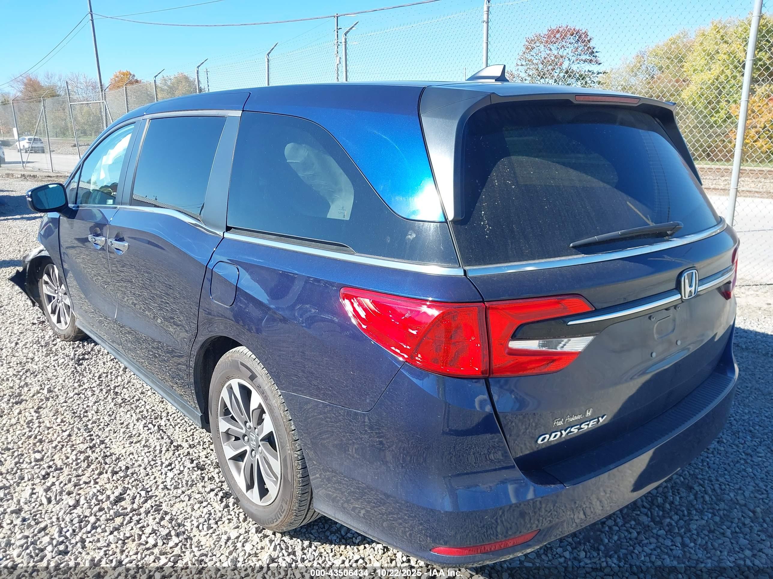 HONDA ODYSSEY image 3