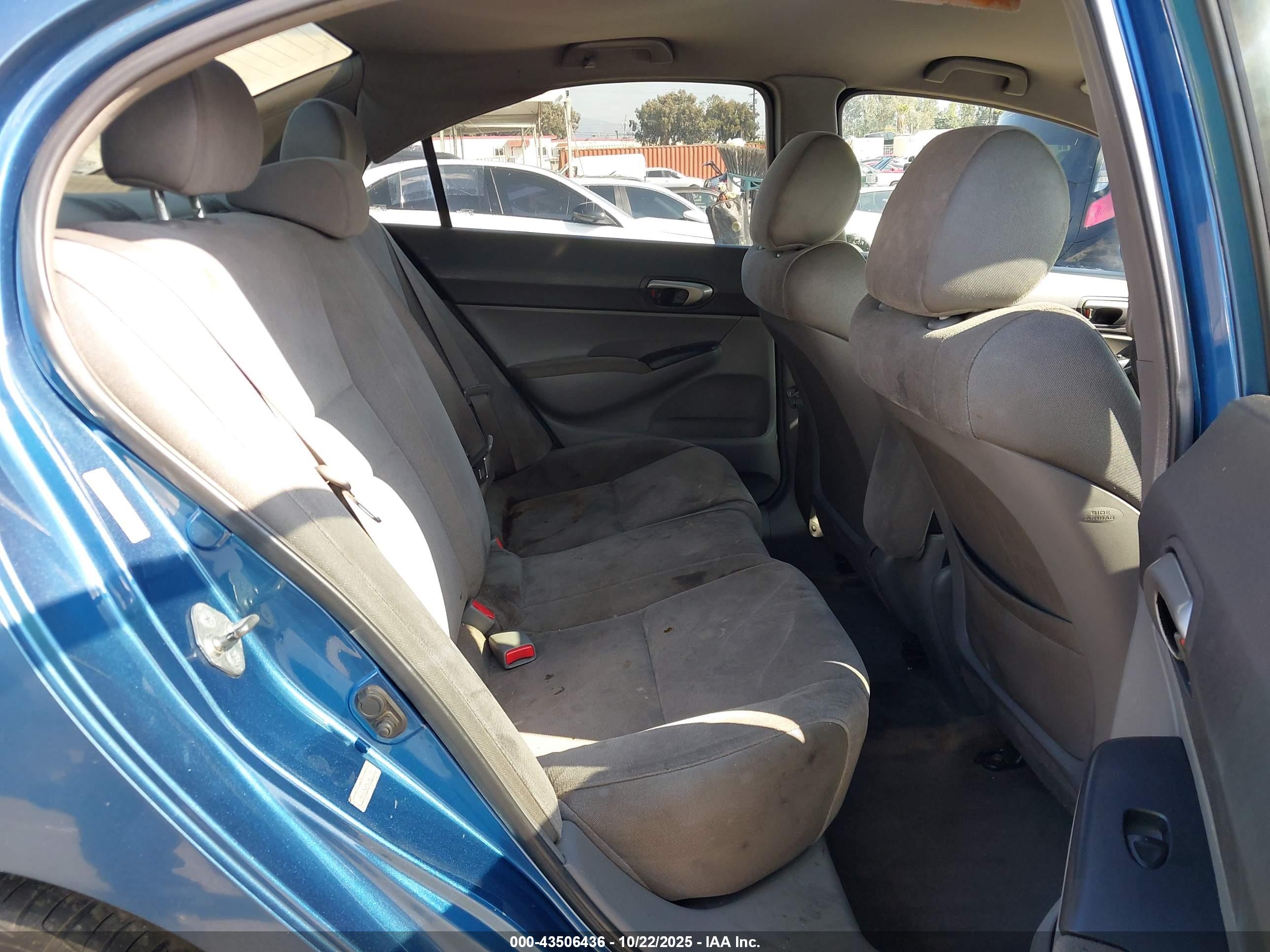 HONDA CIVIC image 8