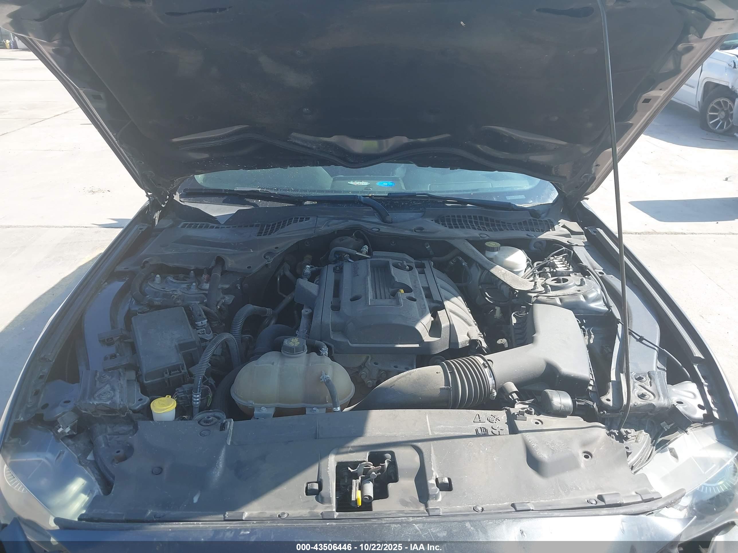 FORD MUSTANG image 10