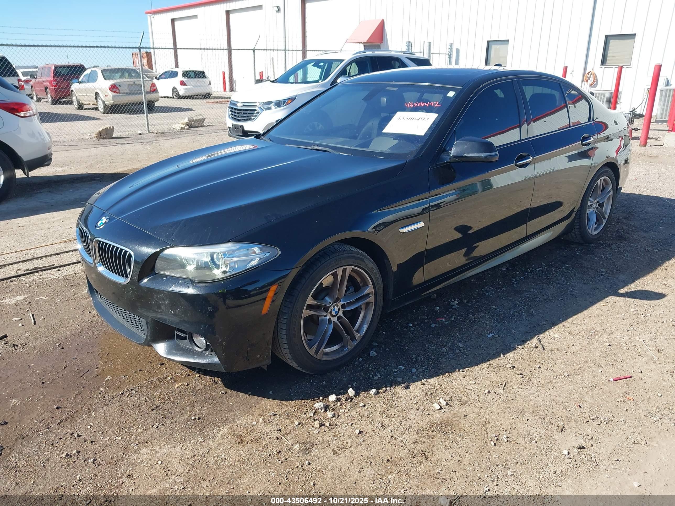 BMW 528I image 2