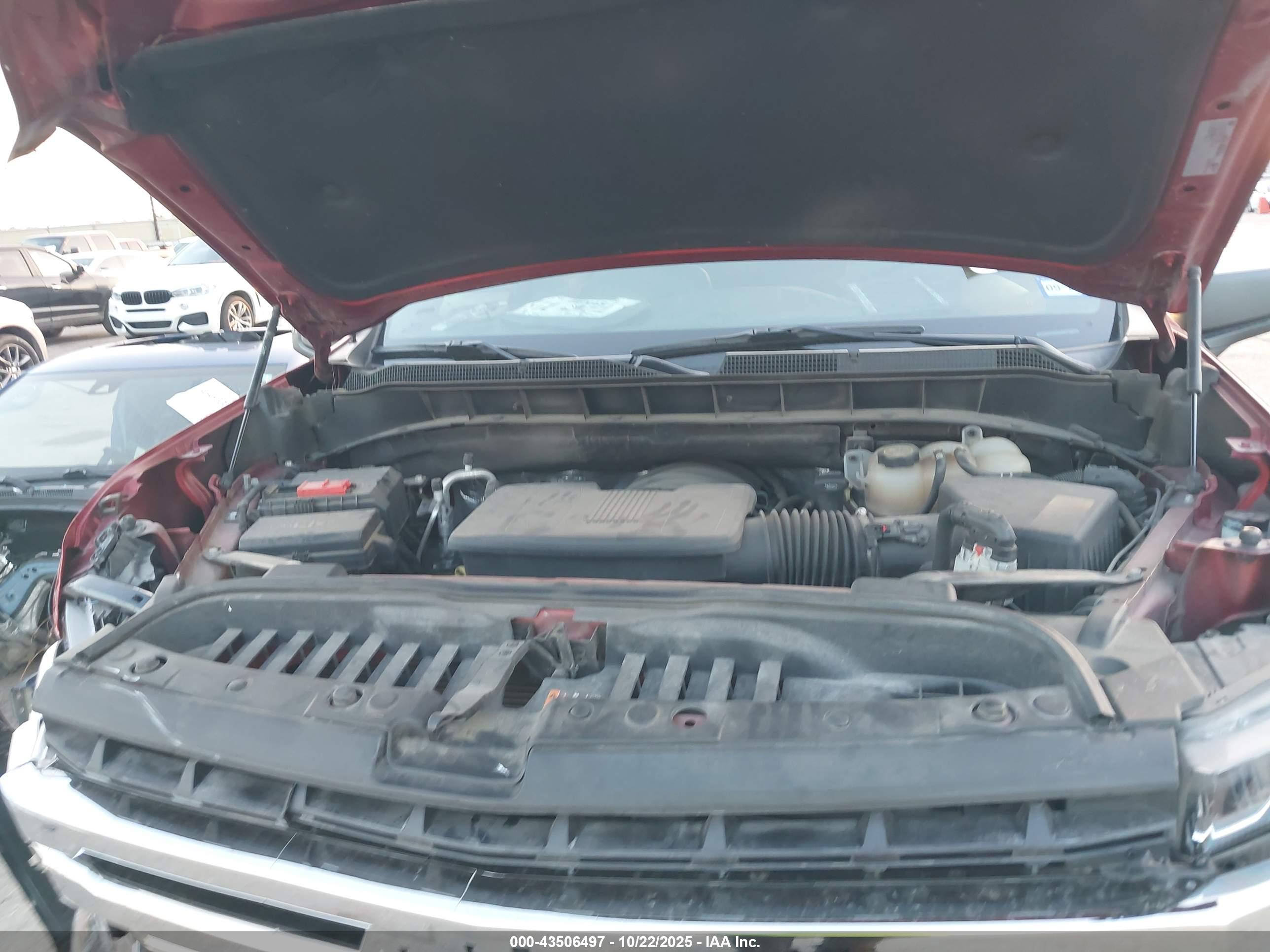 CHEVROLET SILVERADO image 10