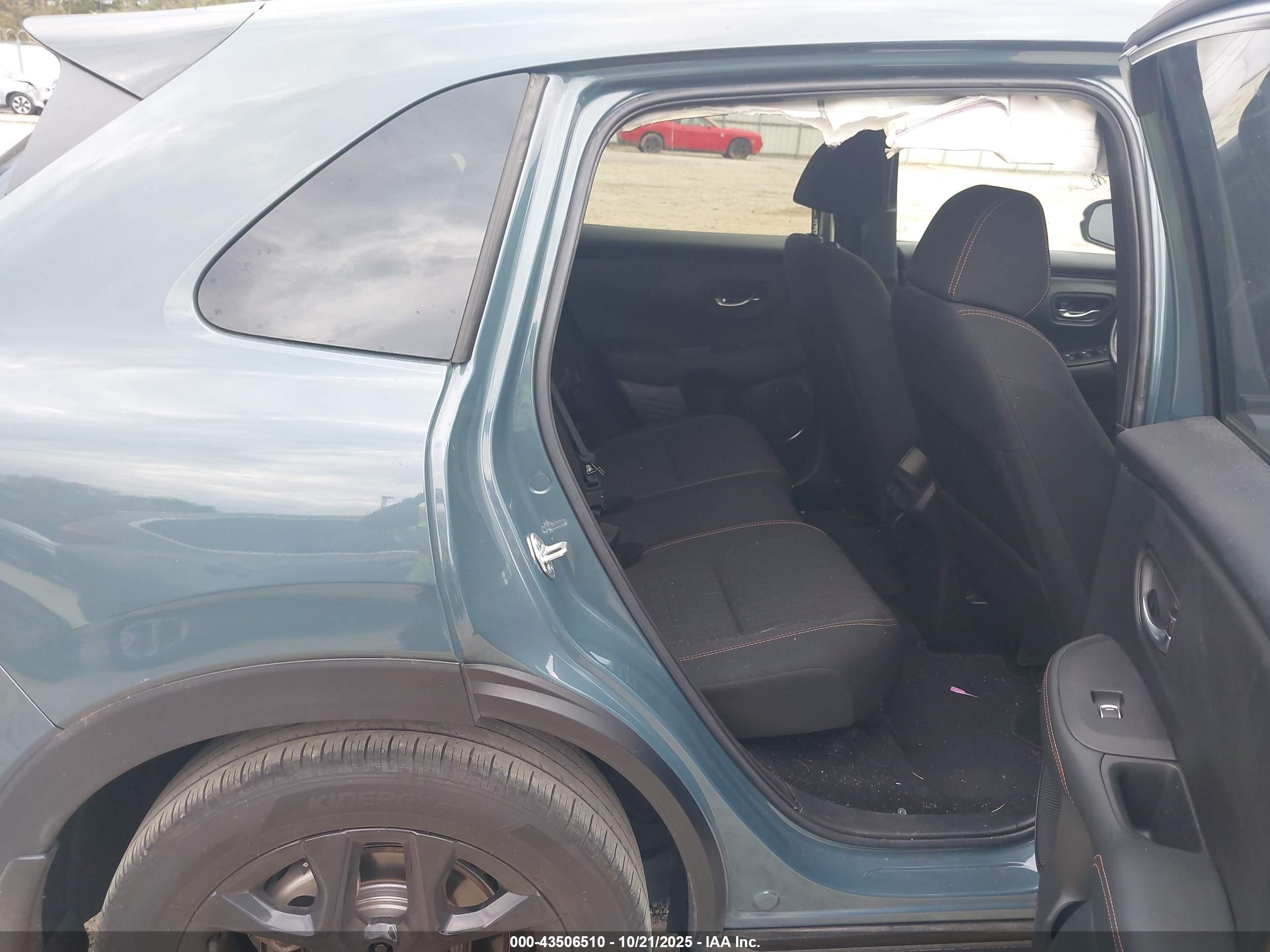 HONDA HR-V image 8