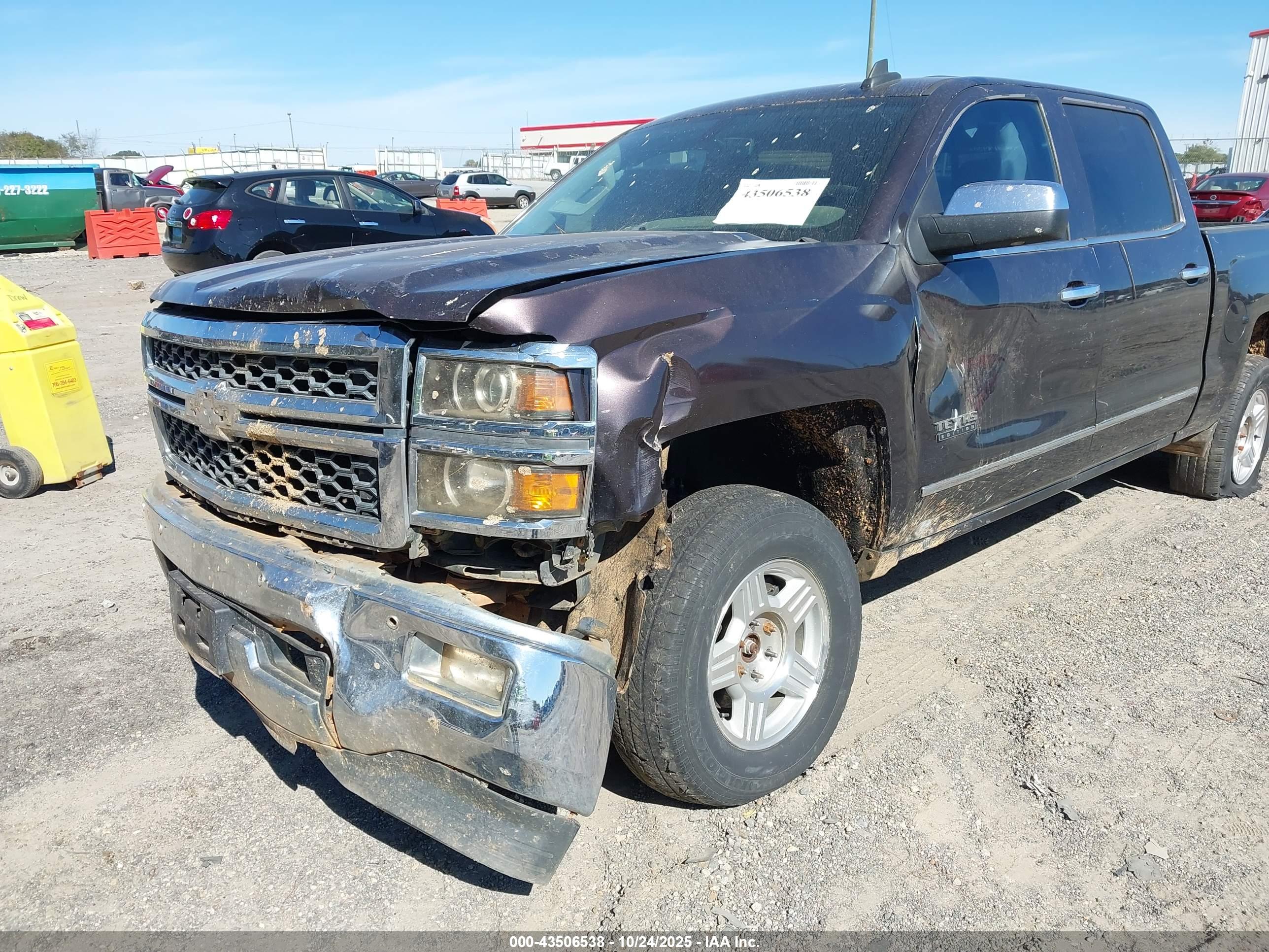 CHEVROLET SILVERADO image 6