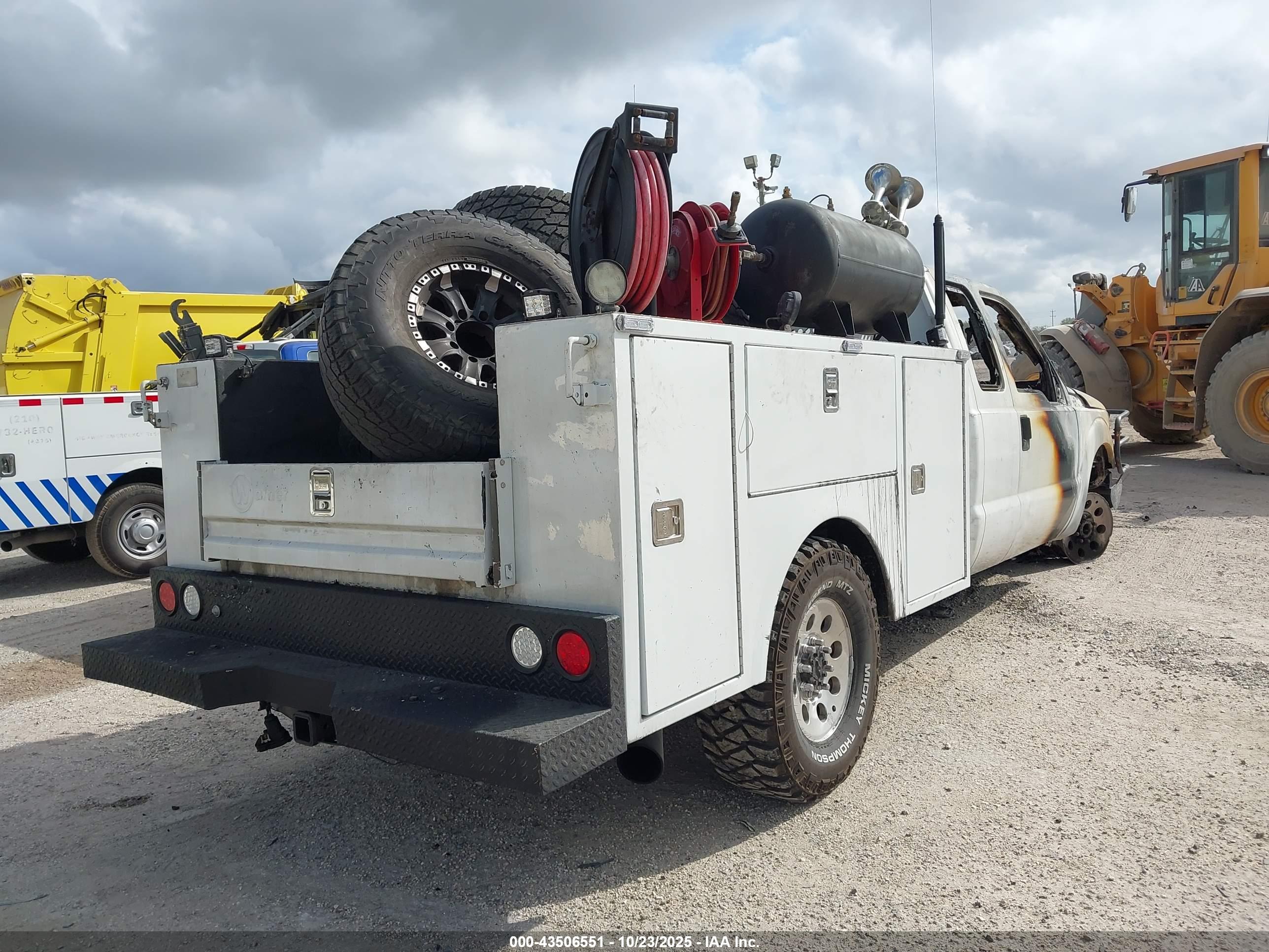 FORD F-250 image 4