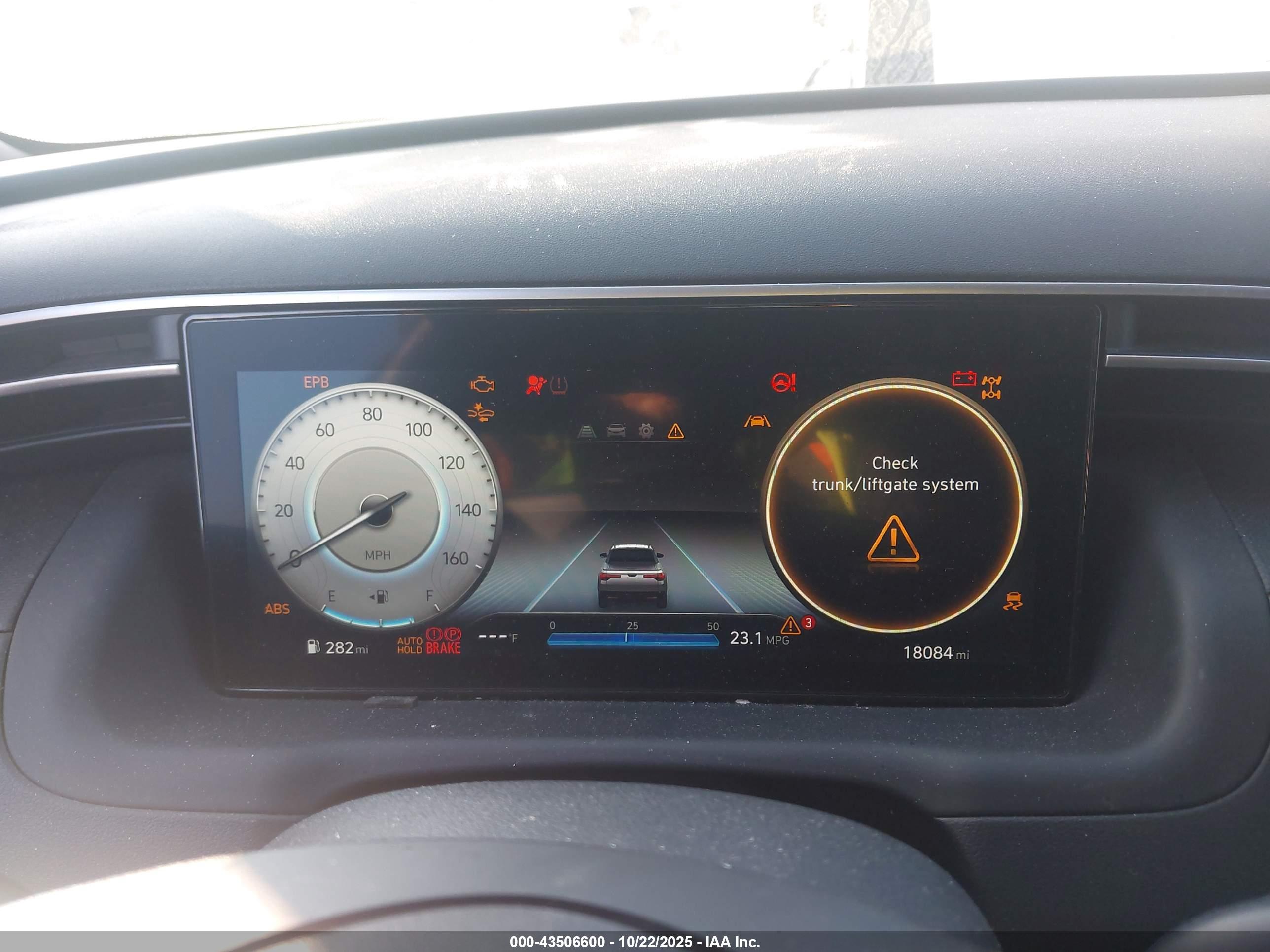 HYUNDAI SANTA image 7