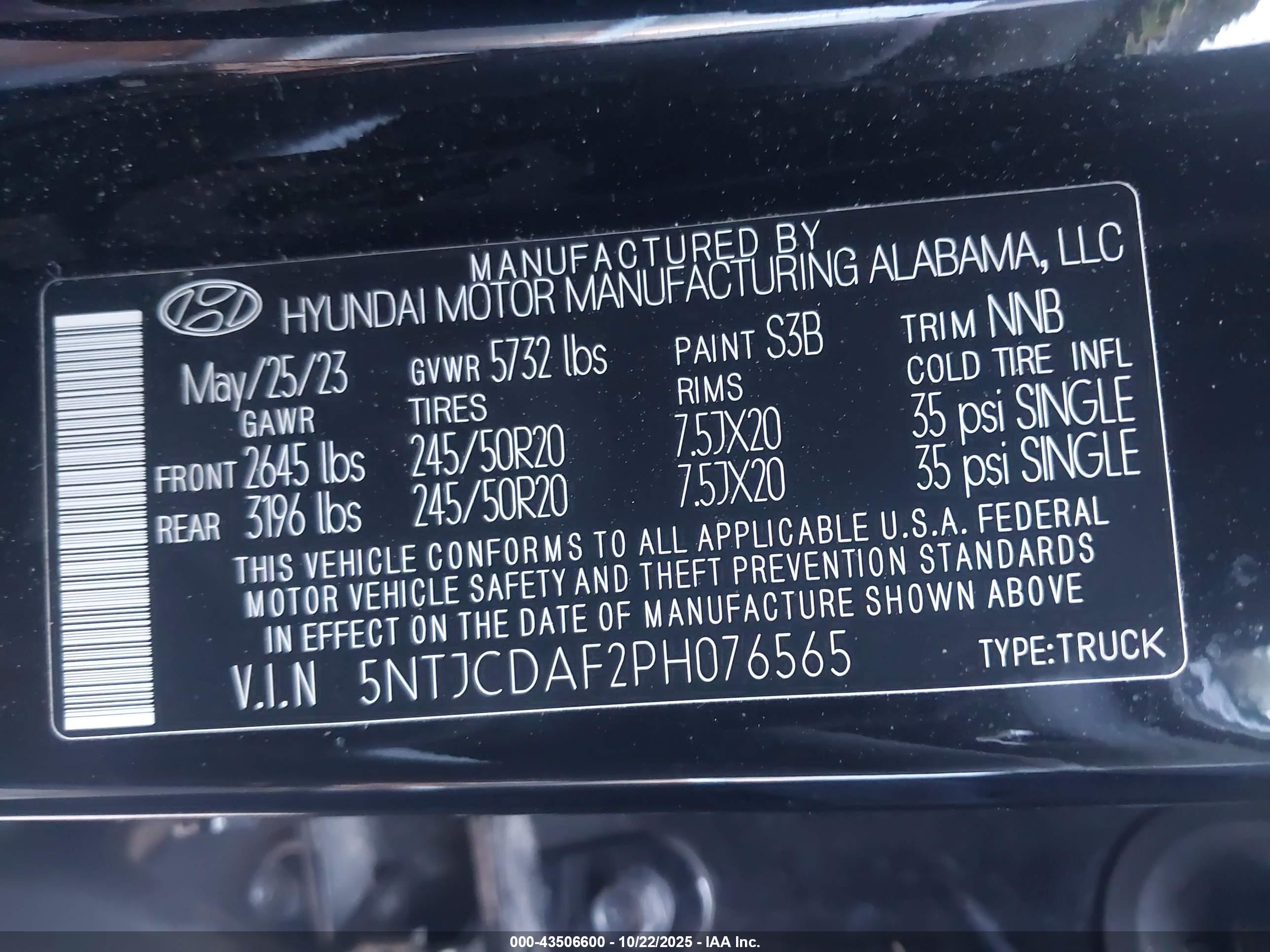 HYUNDAI SANTA image 9