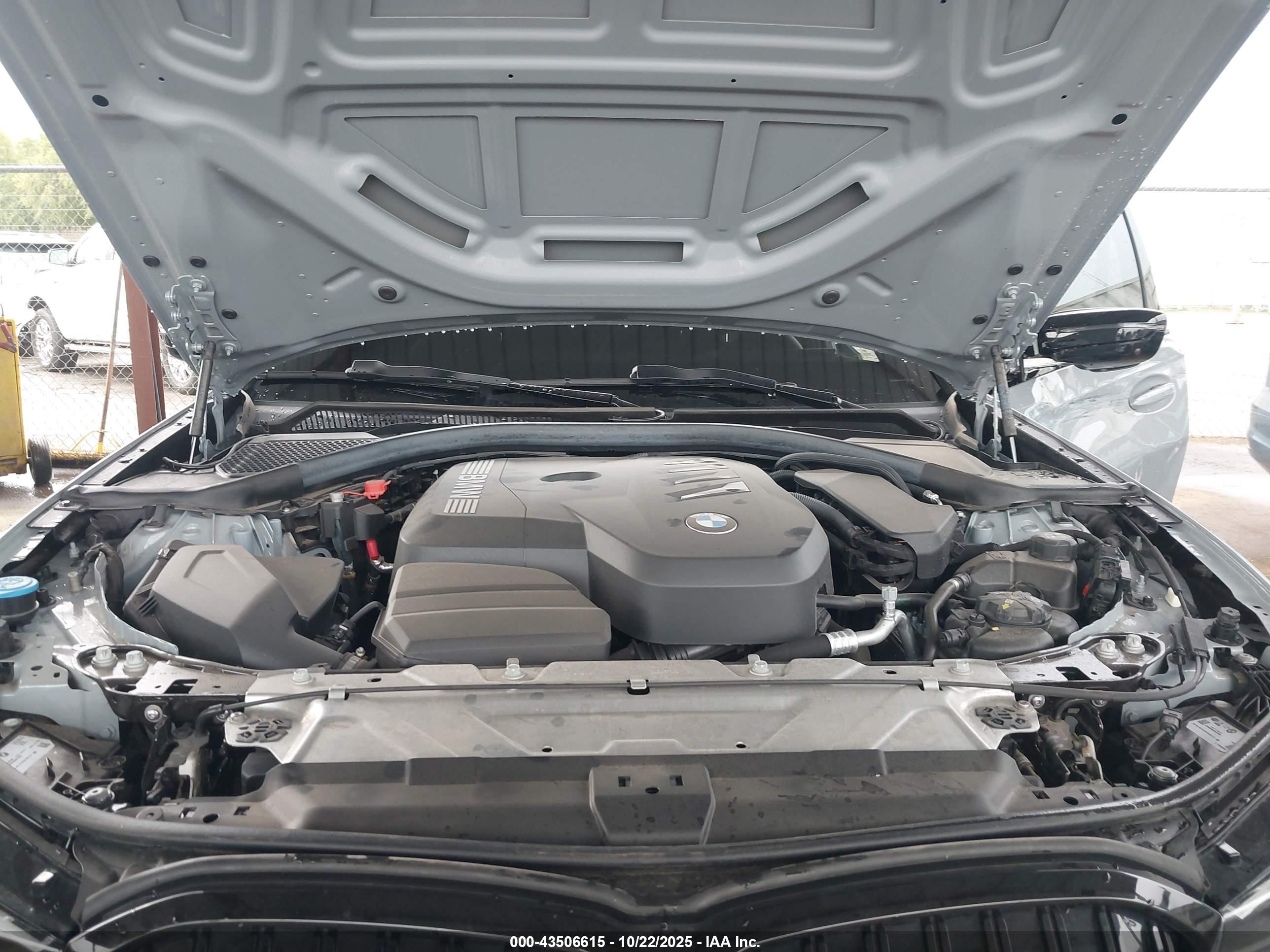 BMW 330I image 10