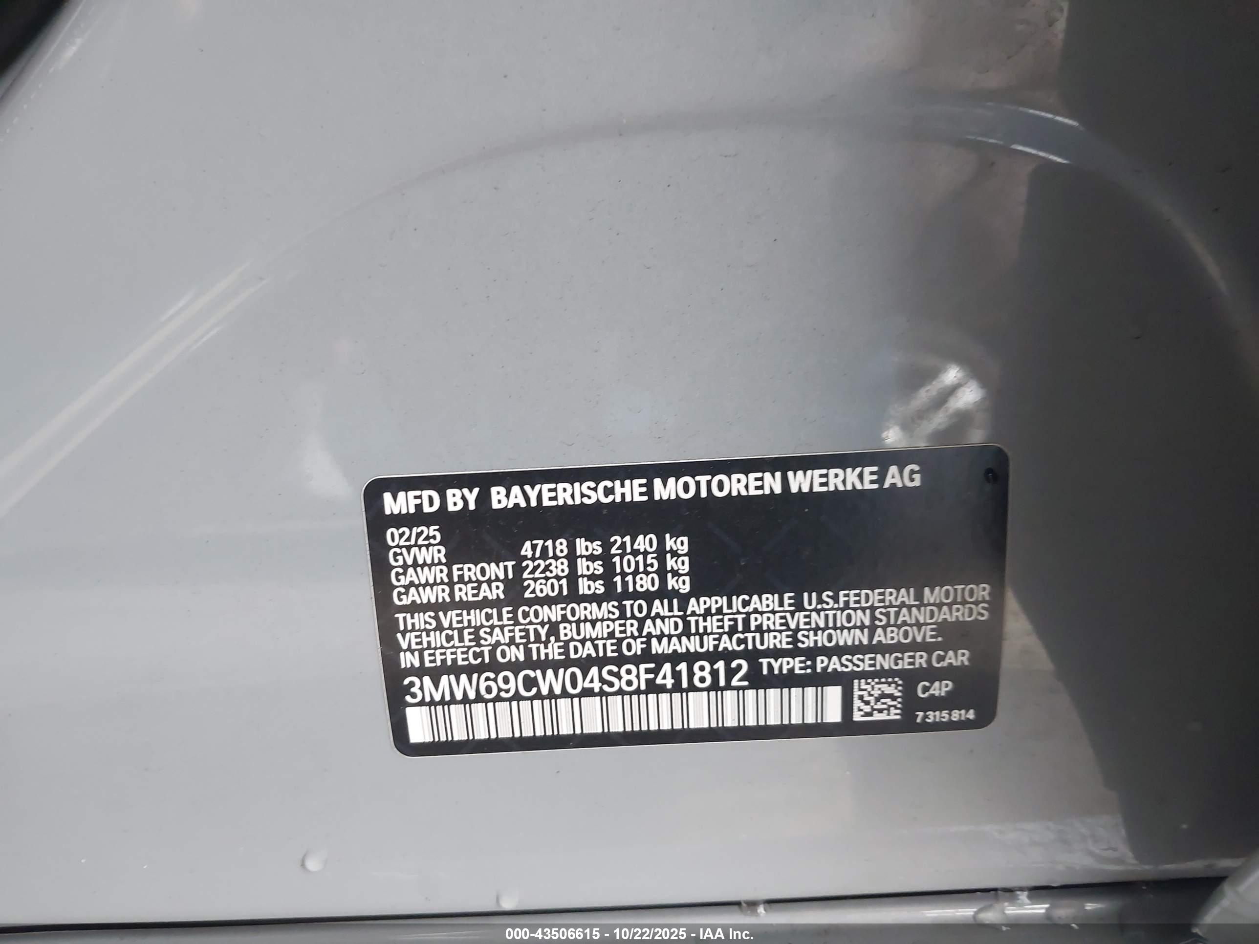 BMW 330I image 9