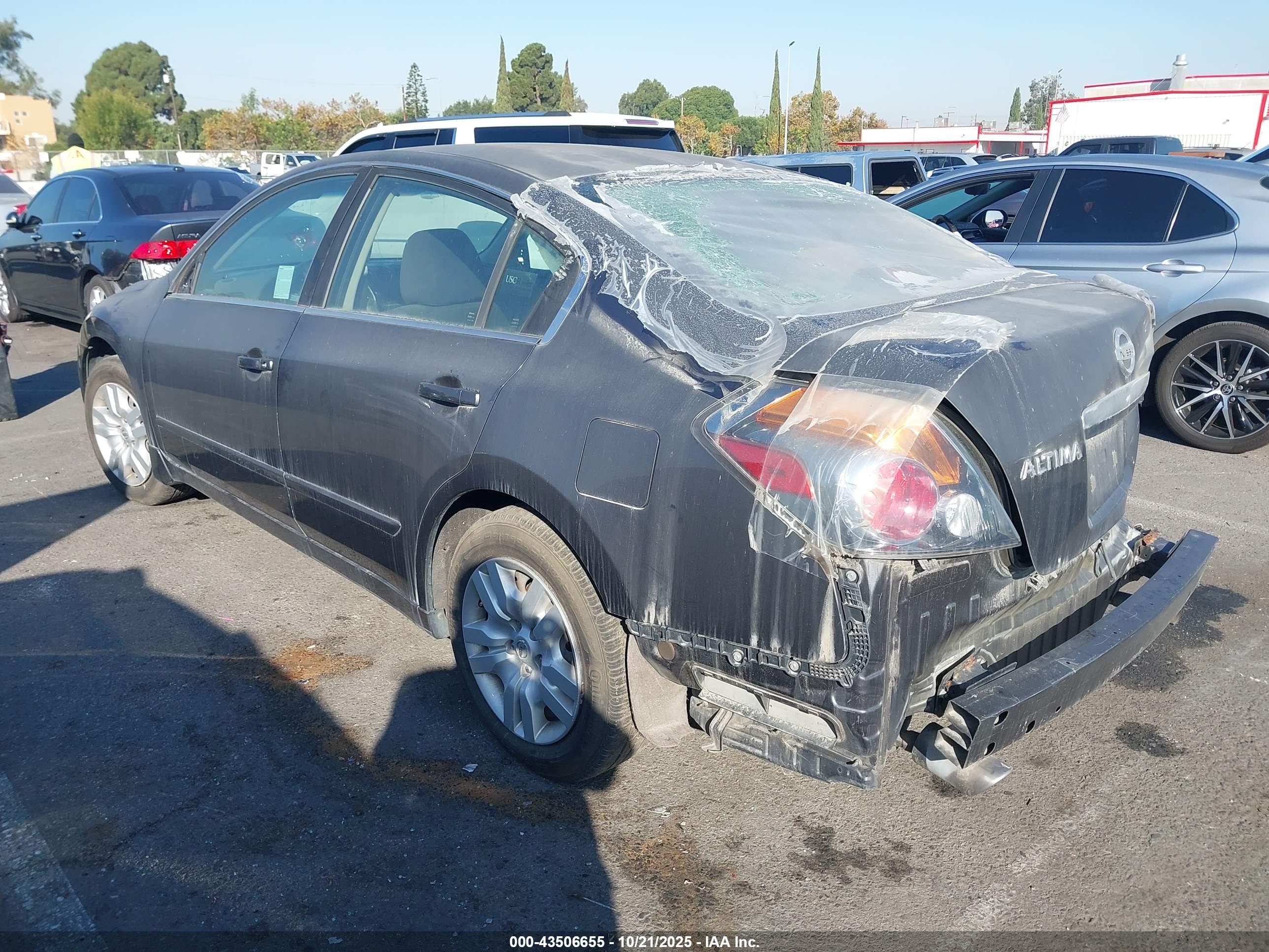 NISSAN ALTIMA image 3