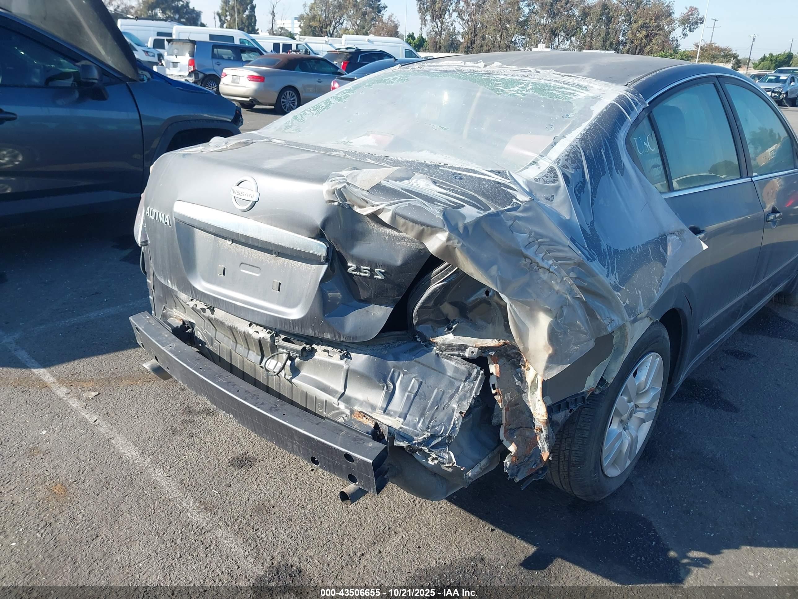 NISSAN ALTIMA image 6