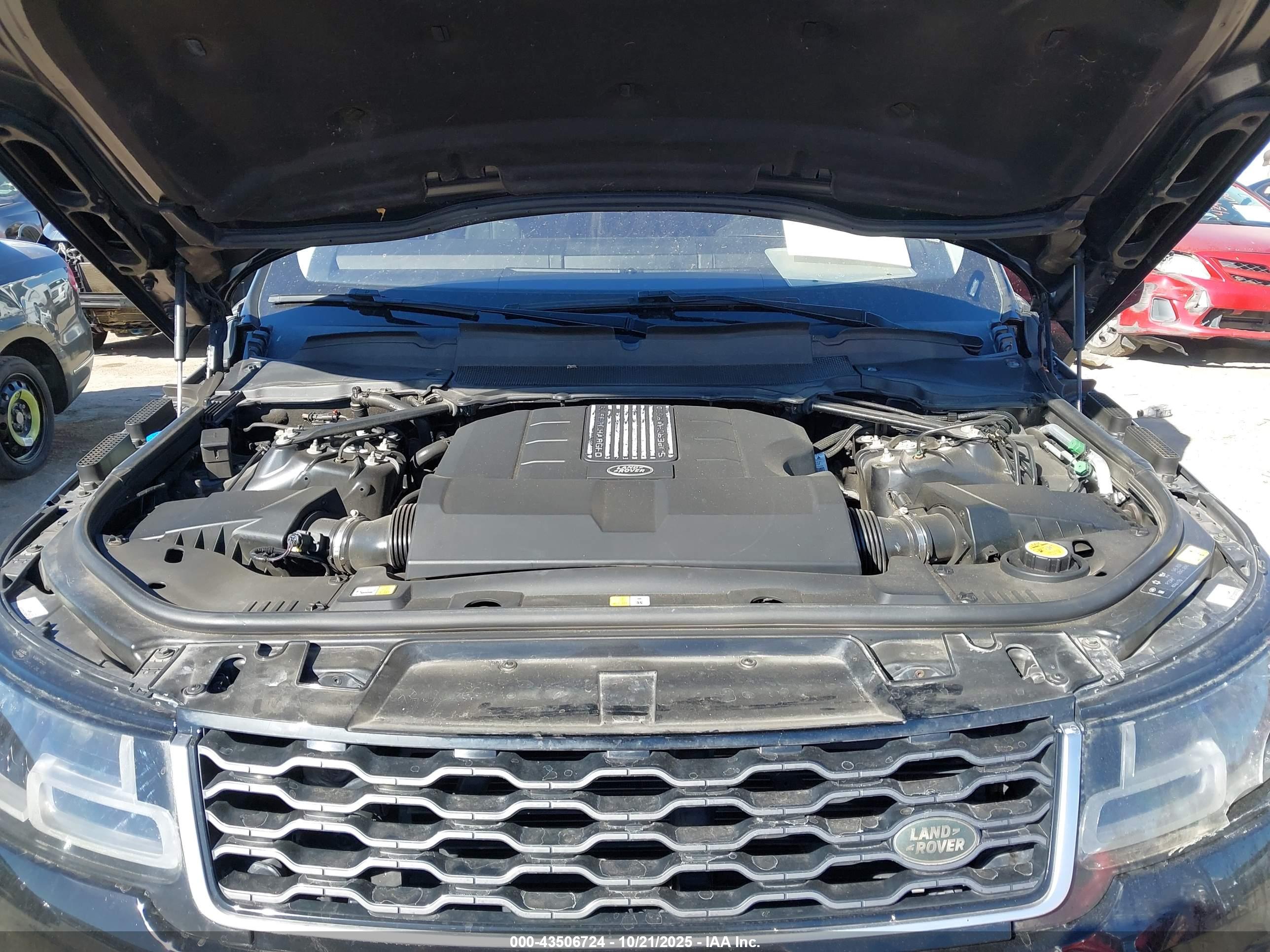 LAND ROVER image 10
