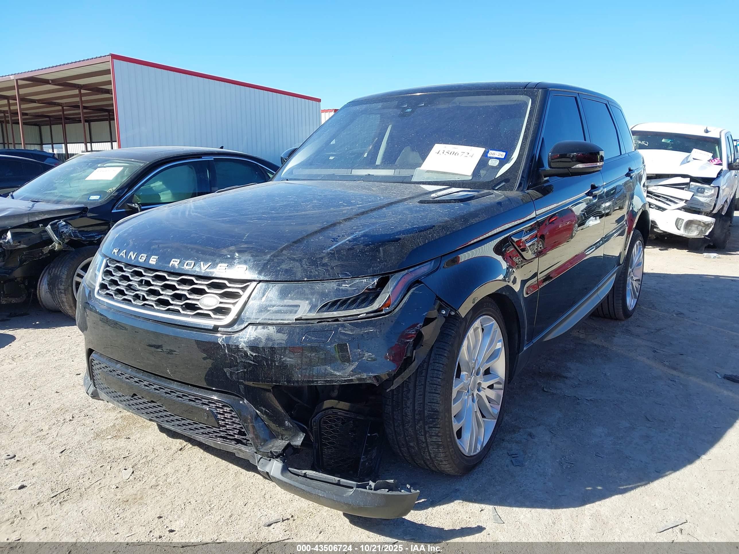 LAND ROVER image 2