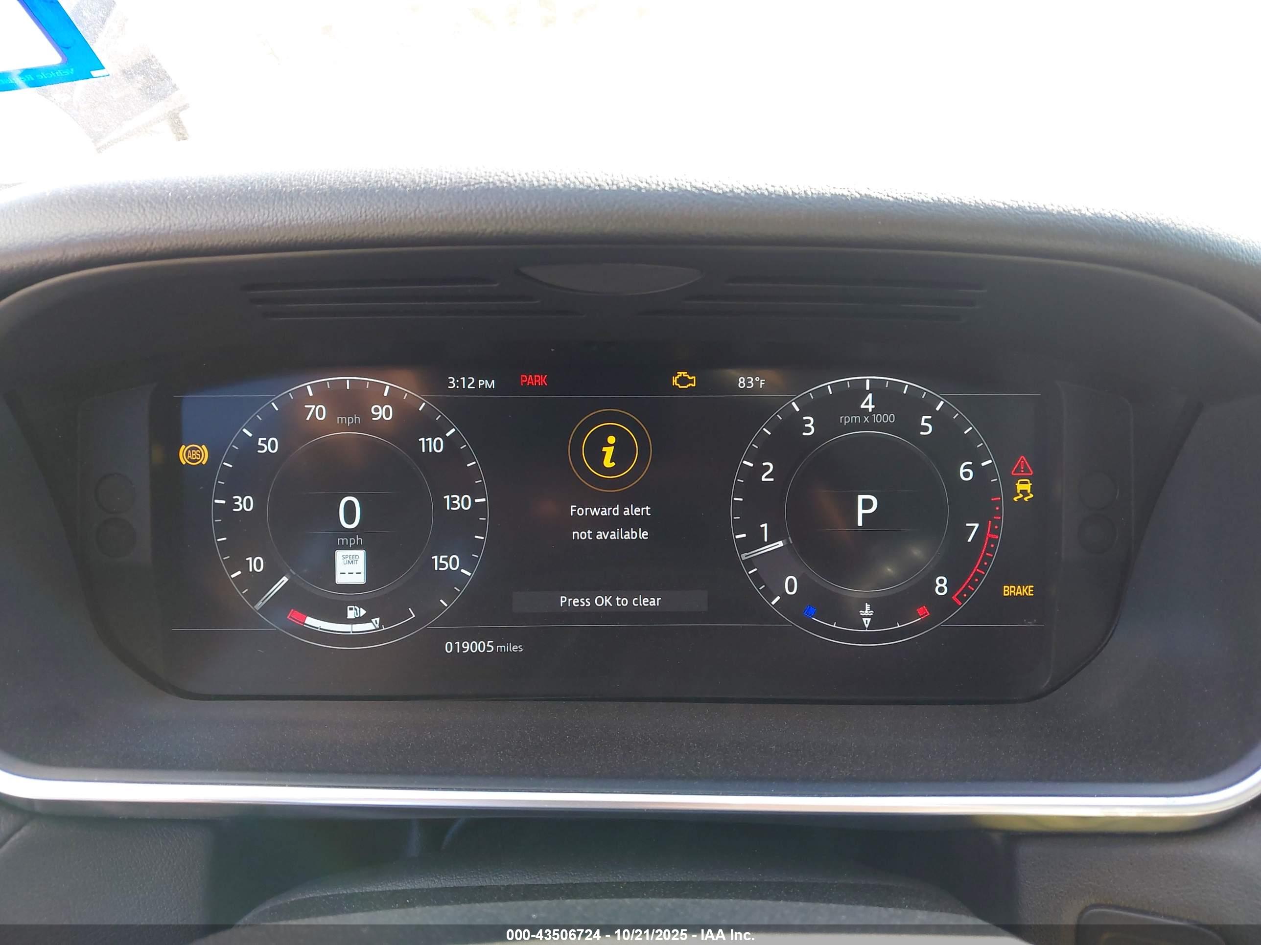 LAND ROVER image 7