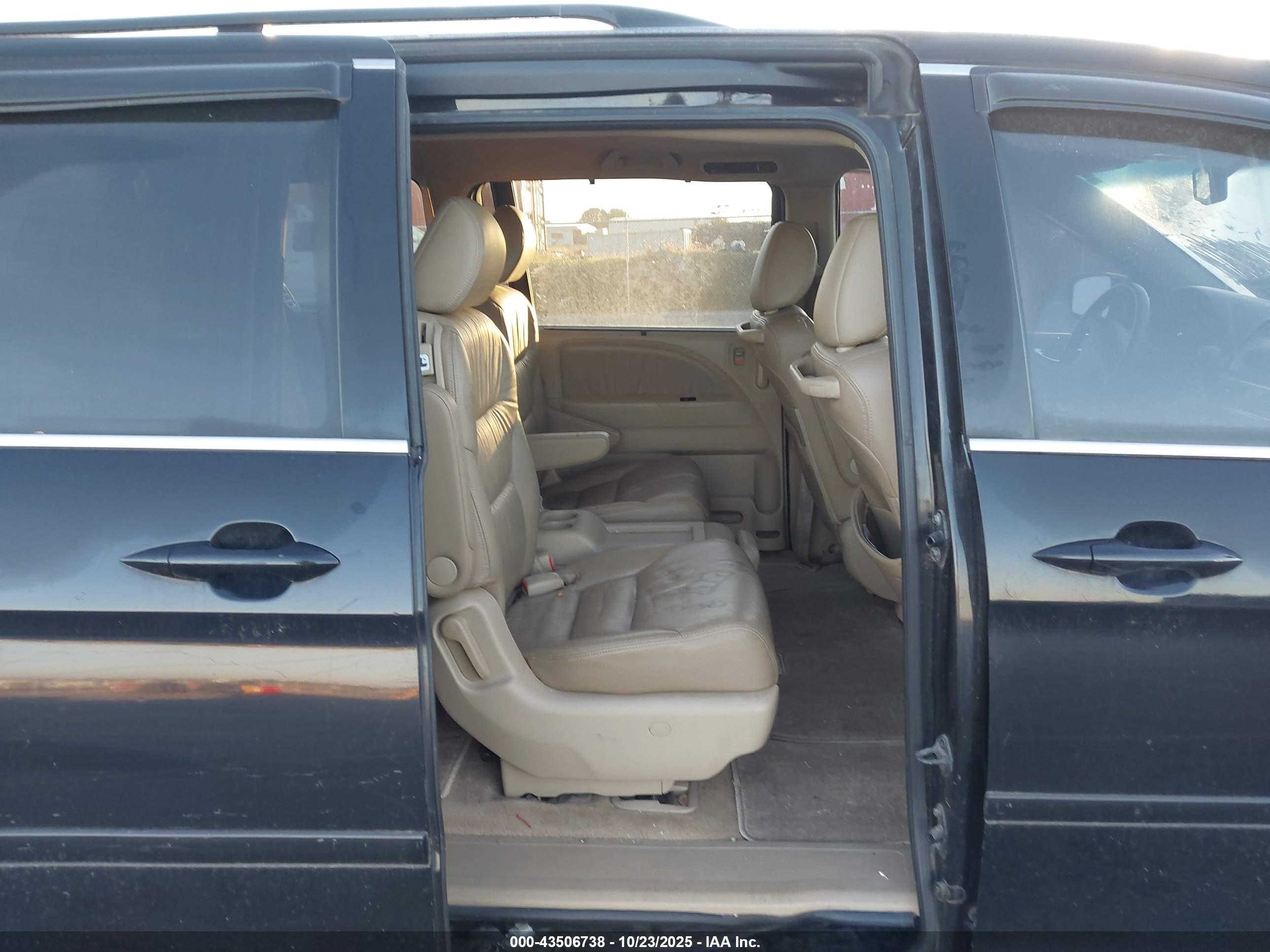 HONDA ODYSSEY image 8