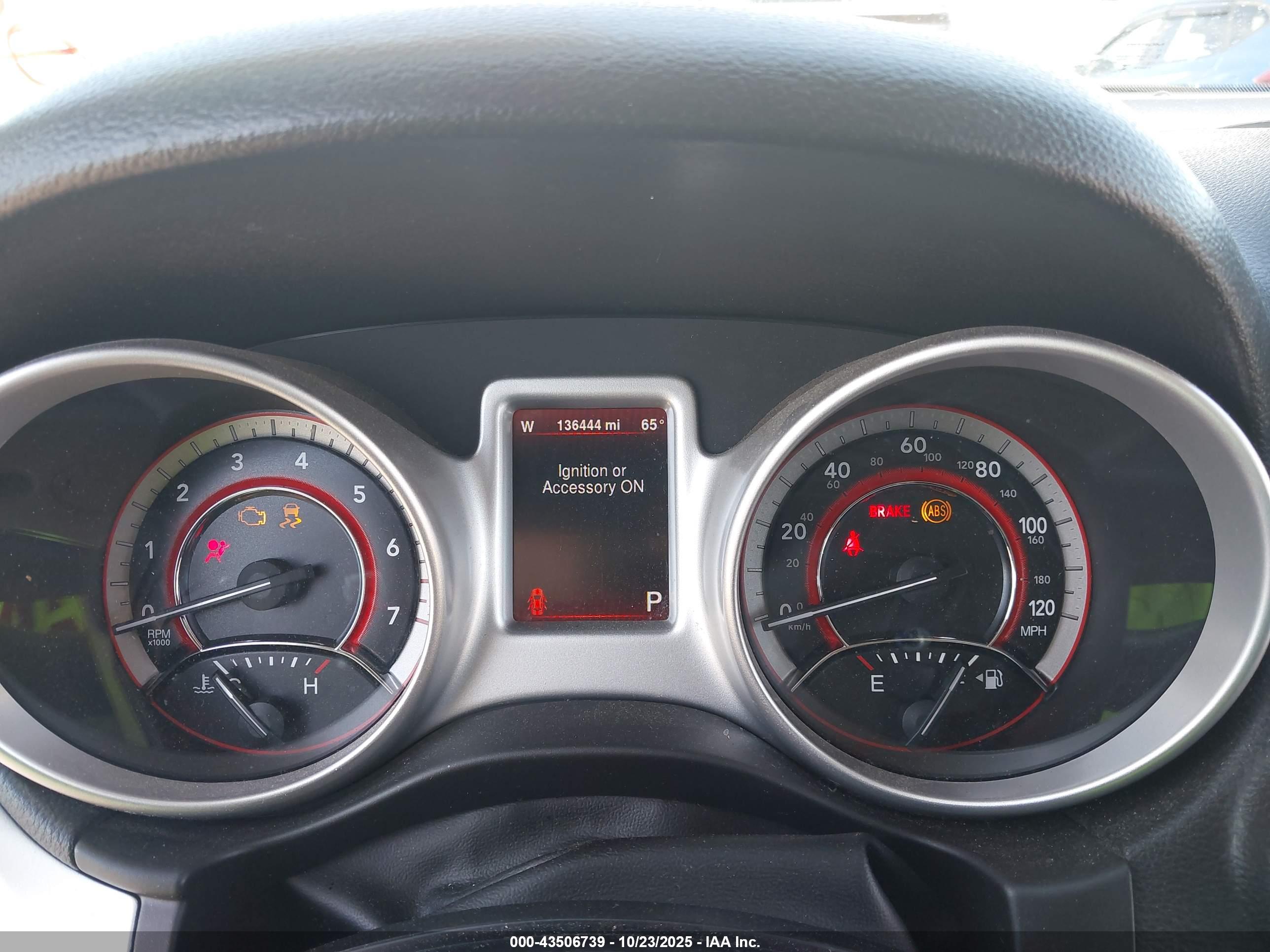 DODGE JOURNEY image 7