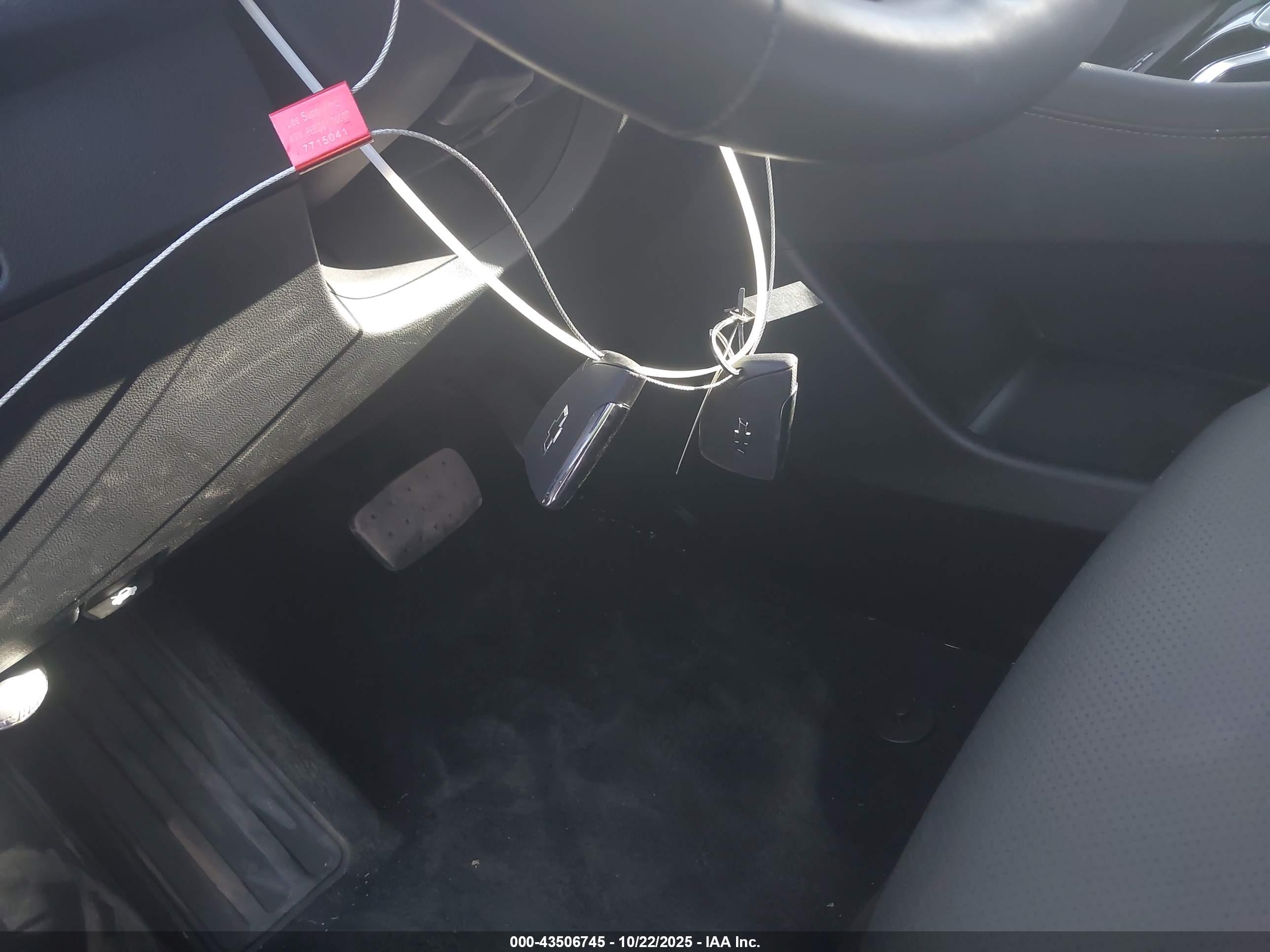 CHEVROLET TRAVERSE image 11