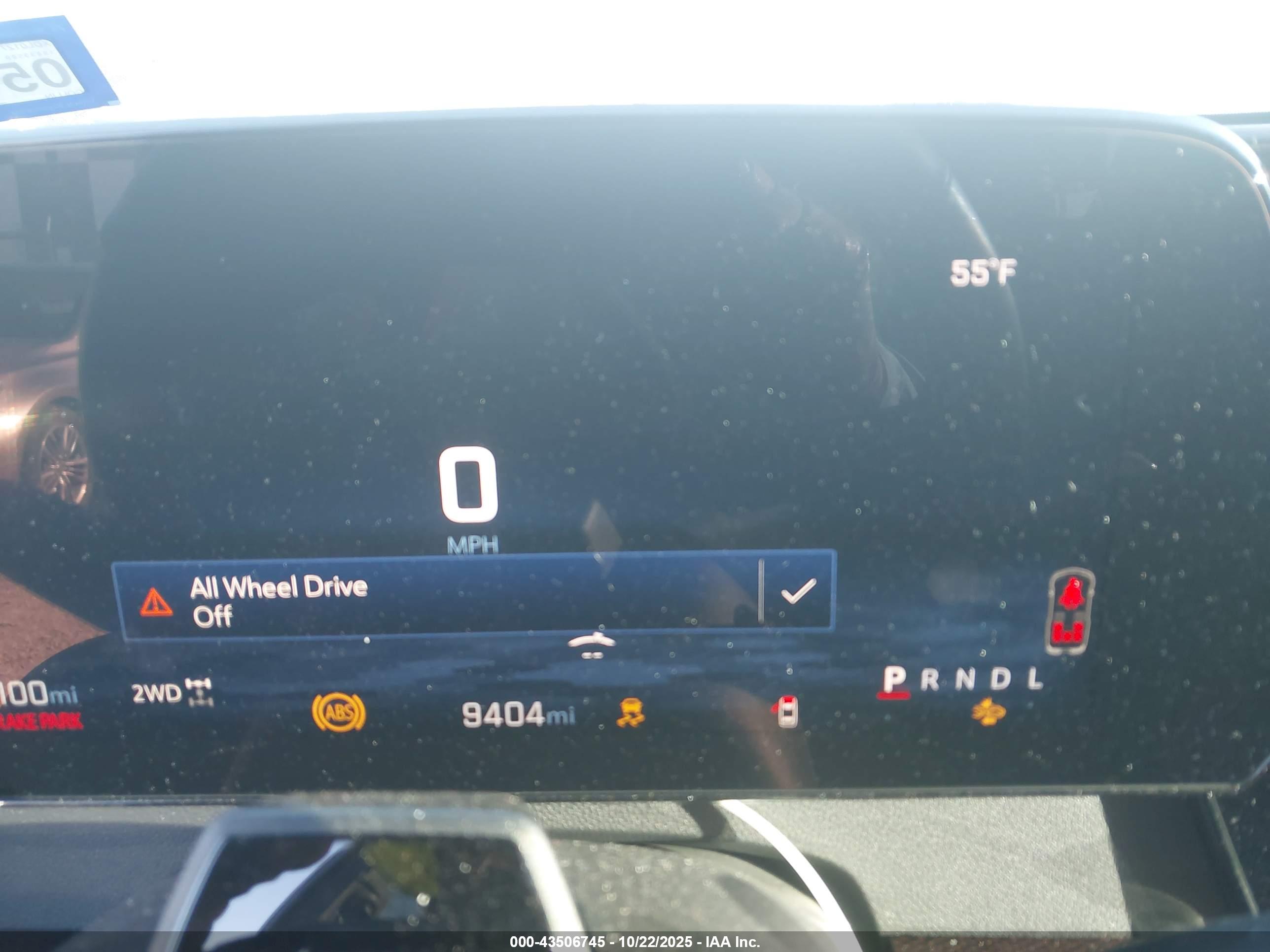 CHEVROLET TRAVERSE image 7