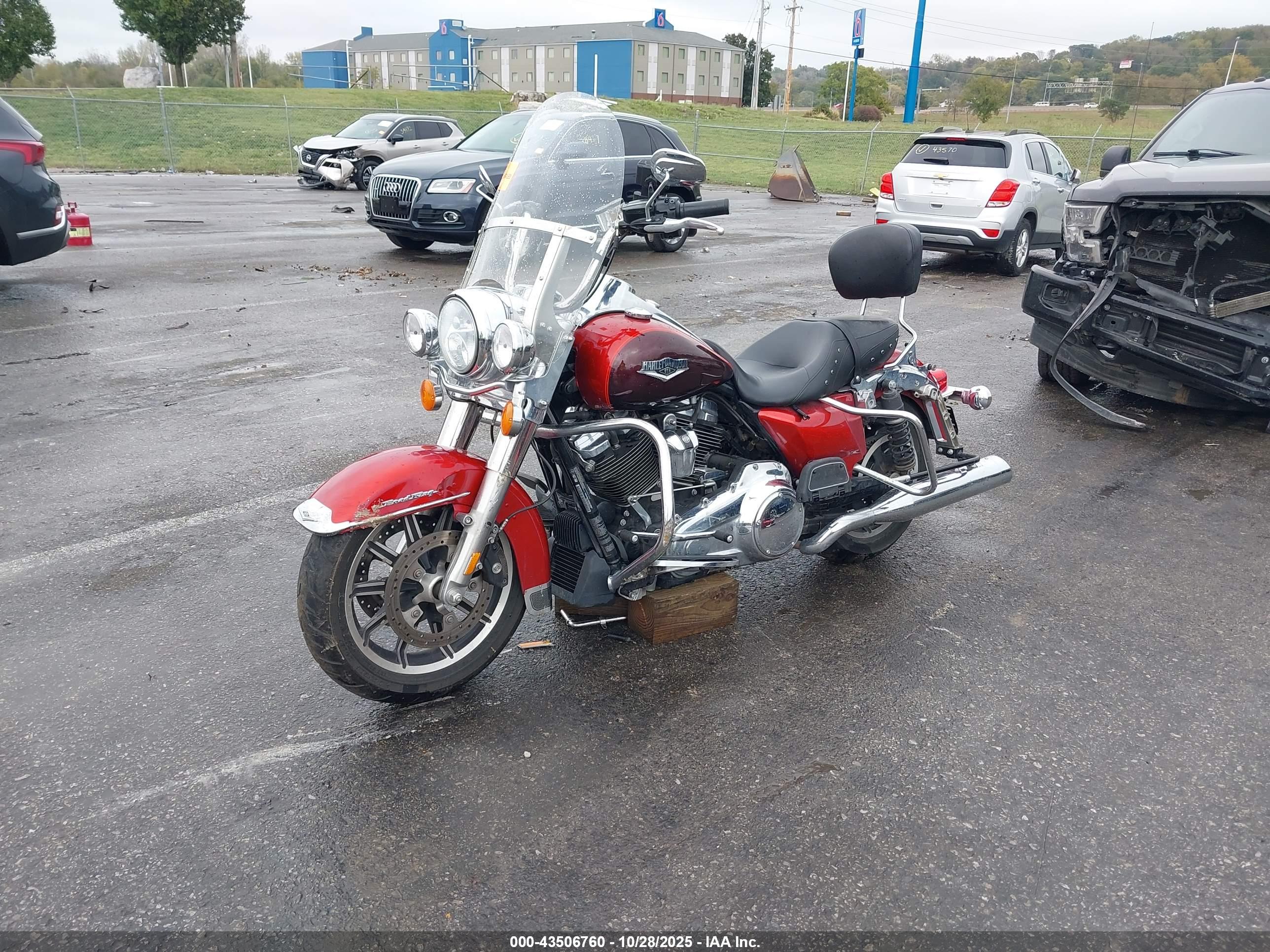 HARLEY-DAVIDSON FLHR image 2