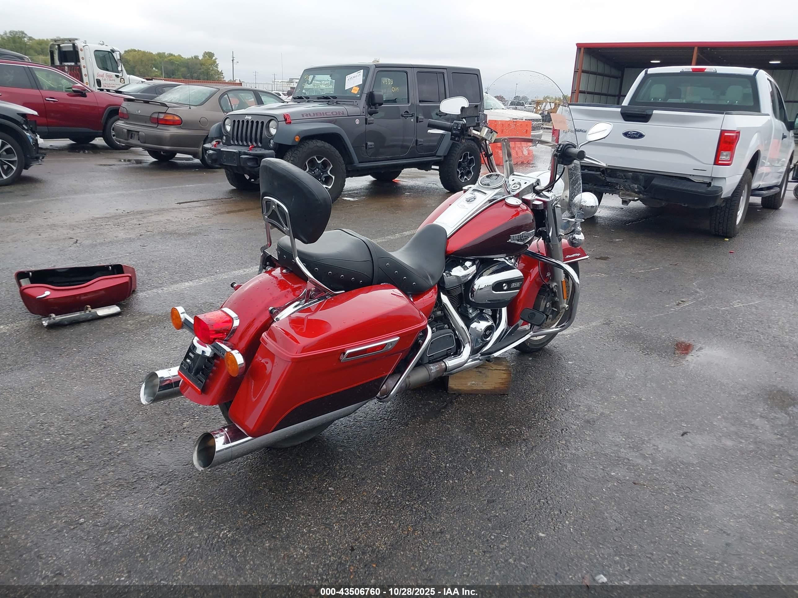 HARLEY-DAVIDSON FLHR image 4
