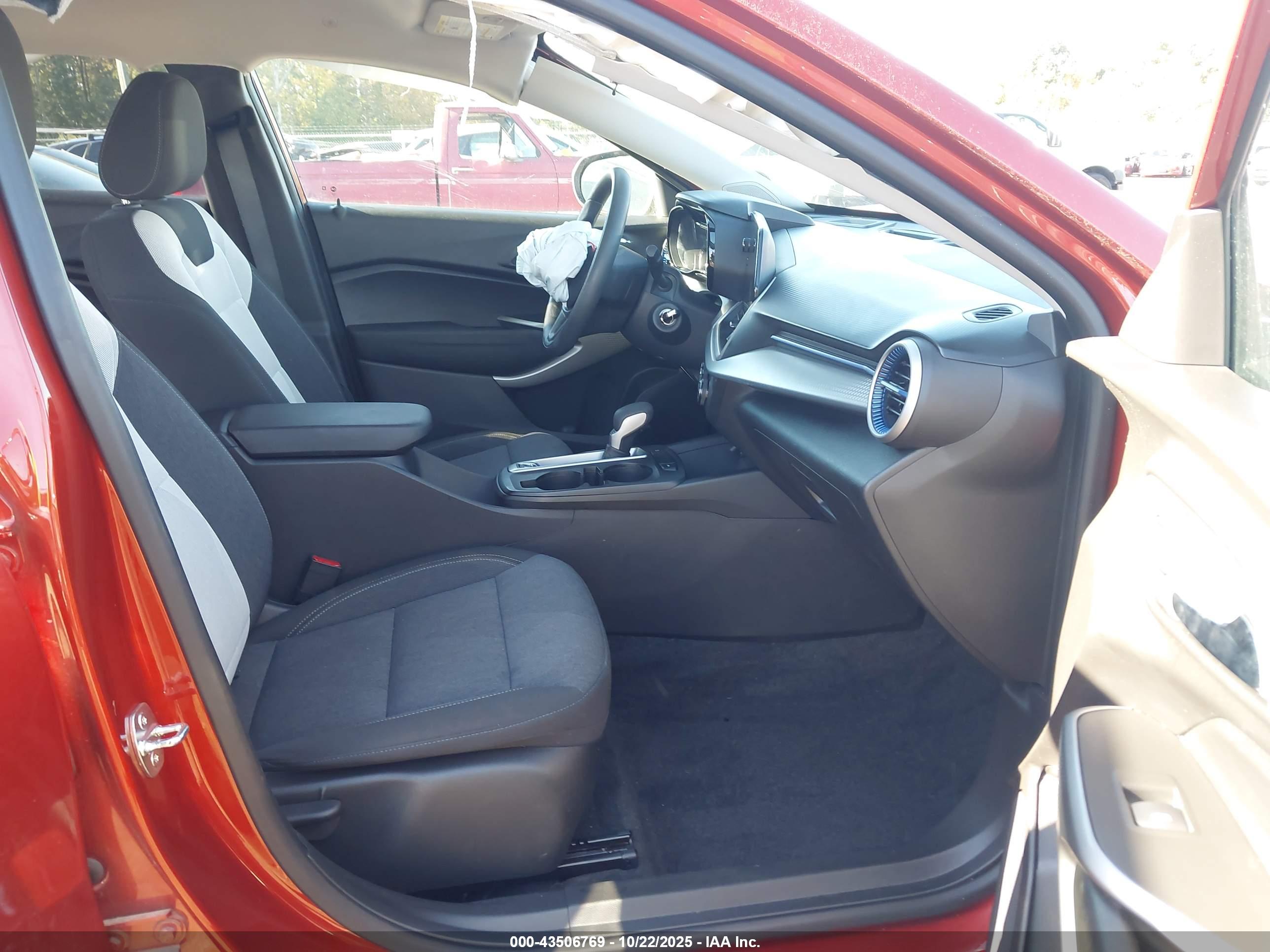 CHEVROLET TRAX image 5