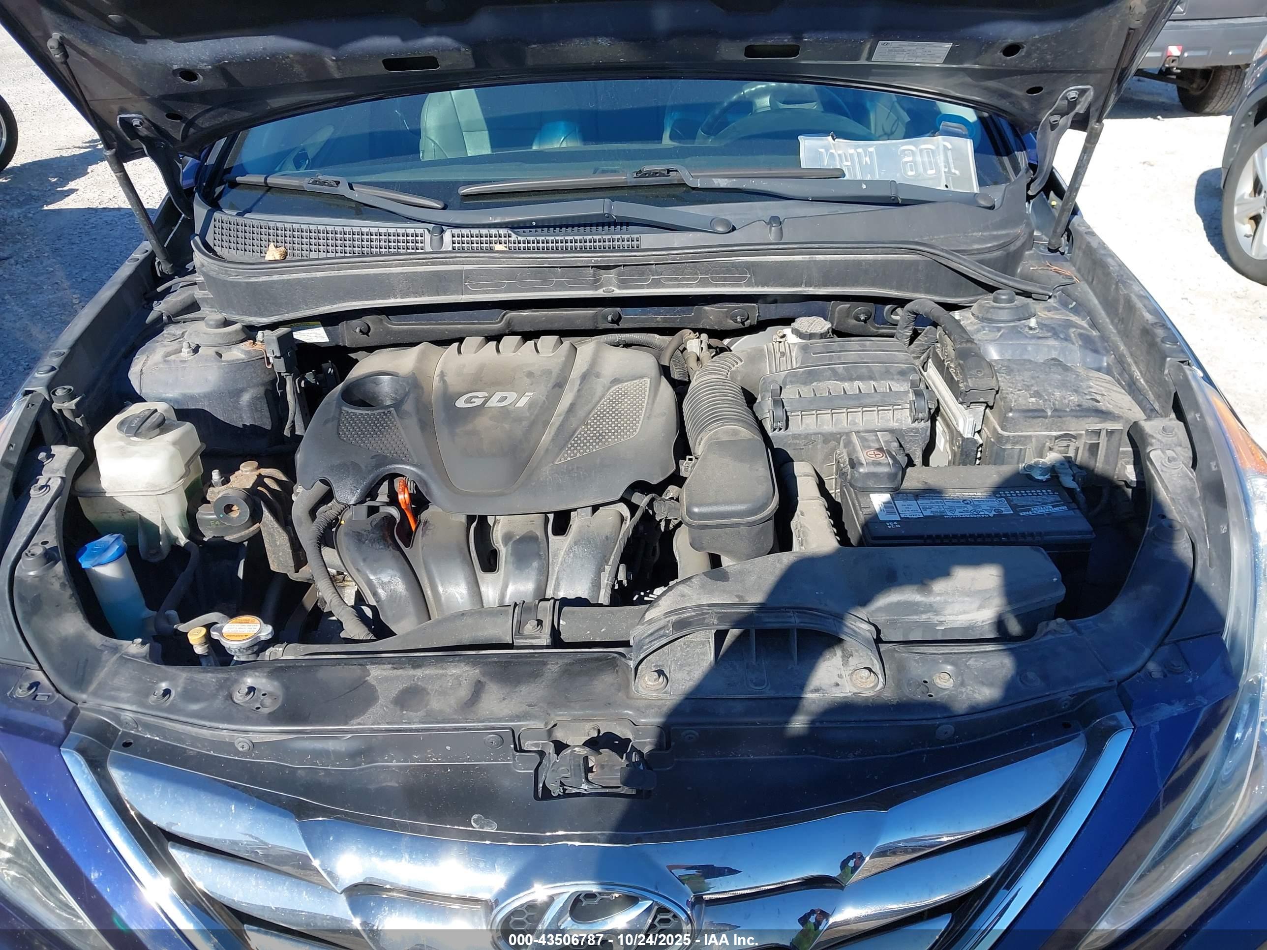 HYUNDAI SONATA image 10
