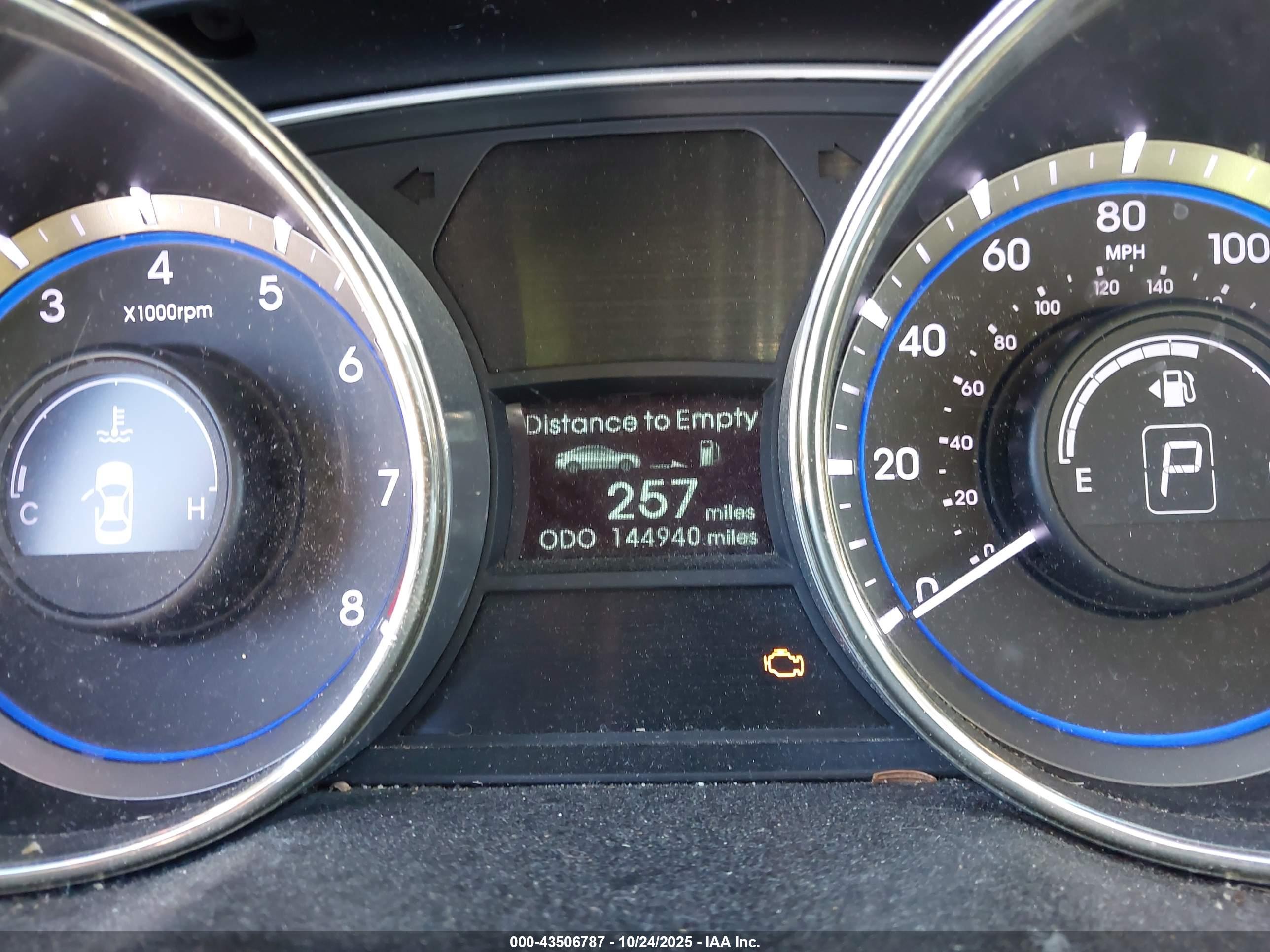HYUNDAI SONATA image 7