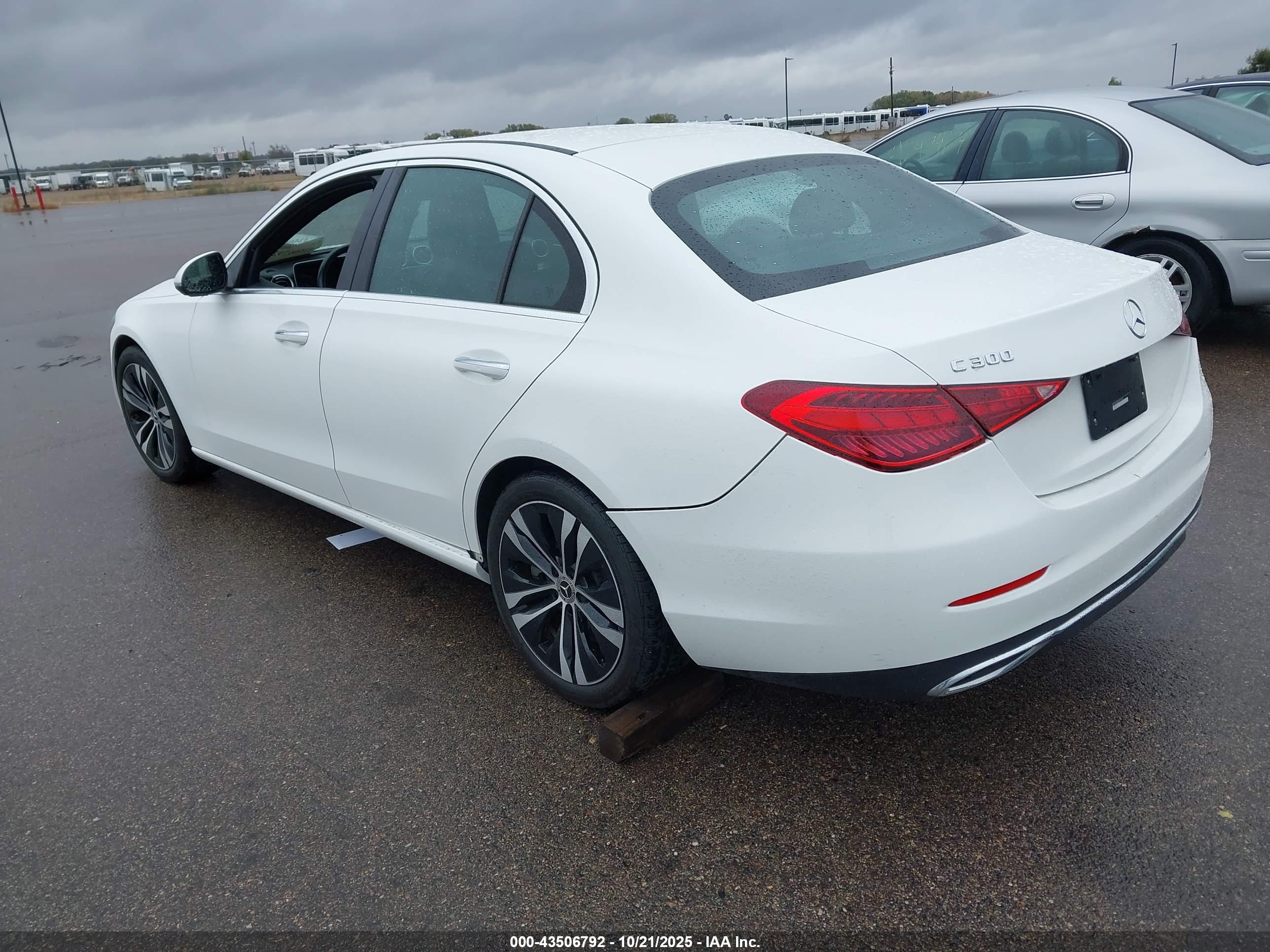 MERCEDES-BENZ C image 3