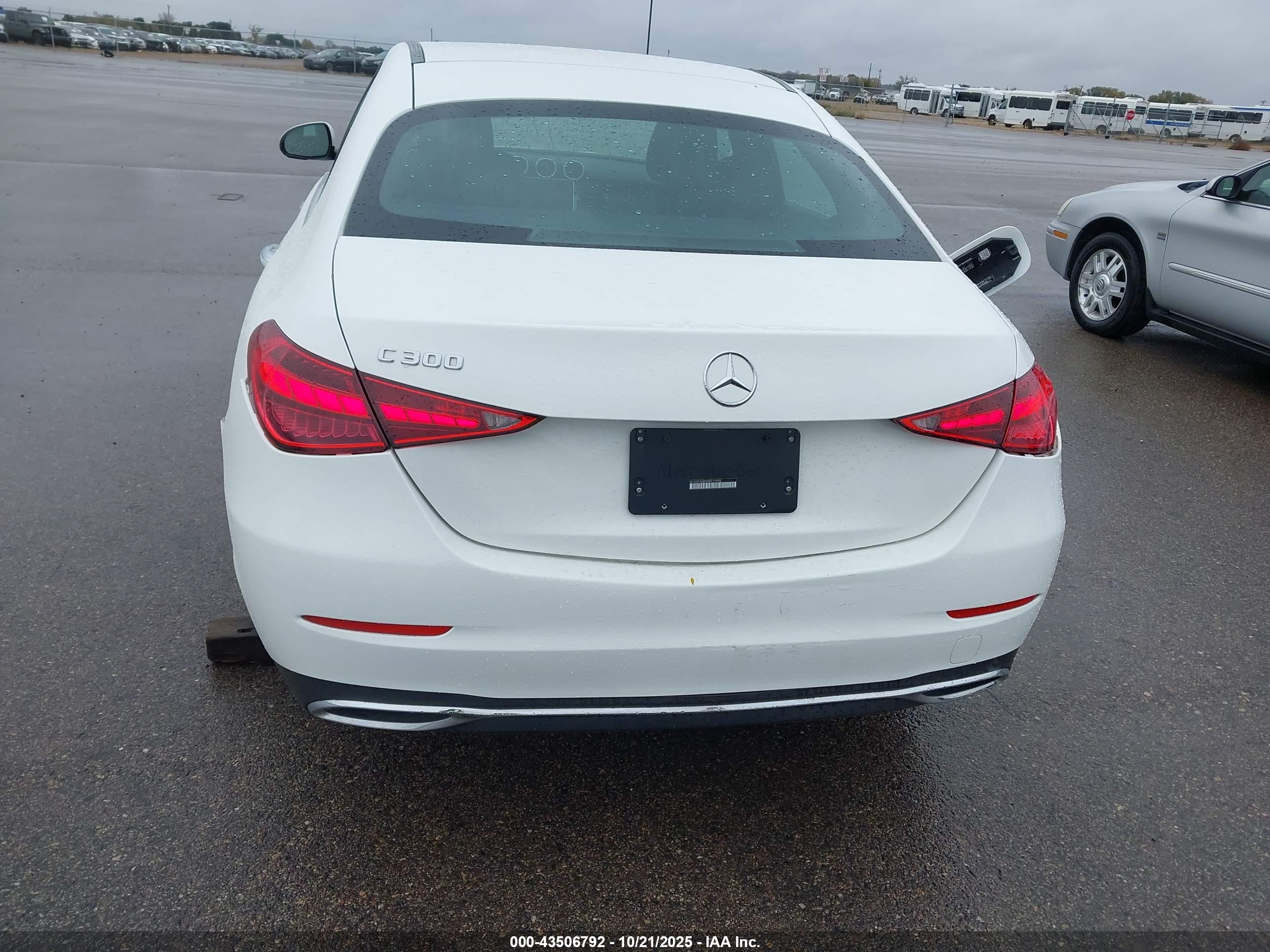 MERCEDES-BENZ C image 6