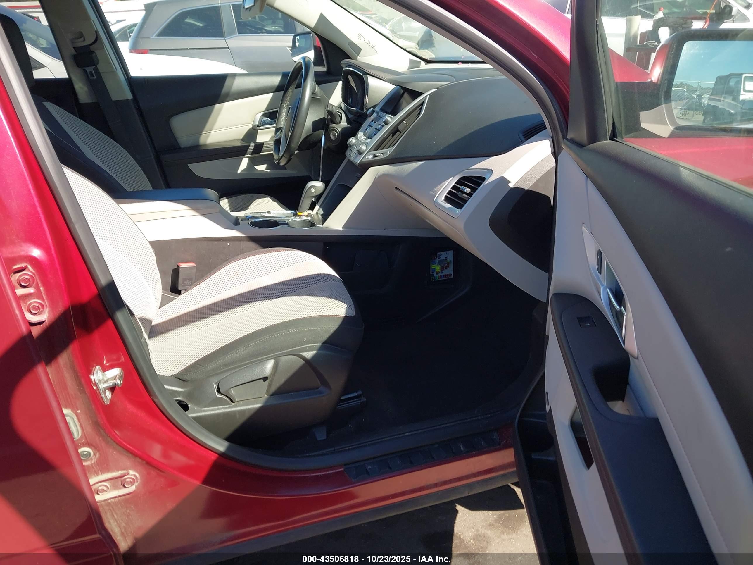 GMC TERRAIN image 5