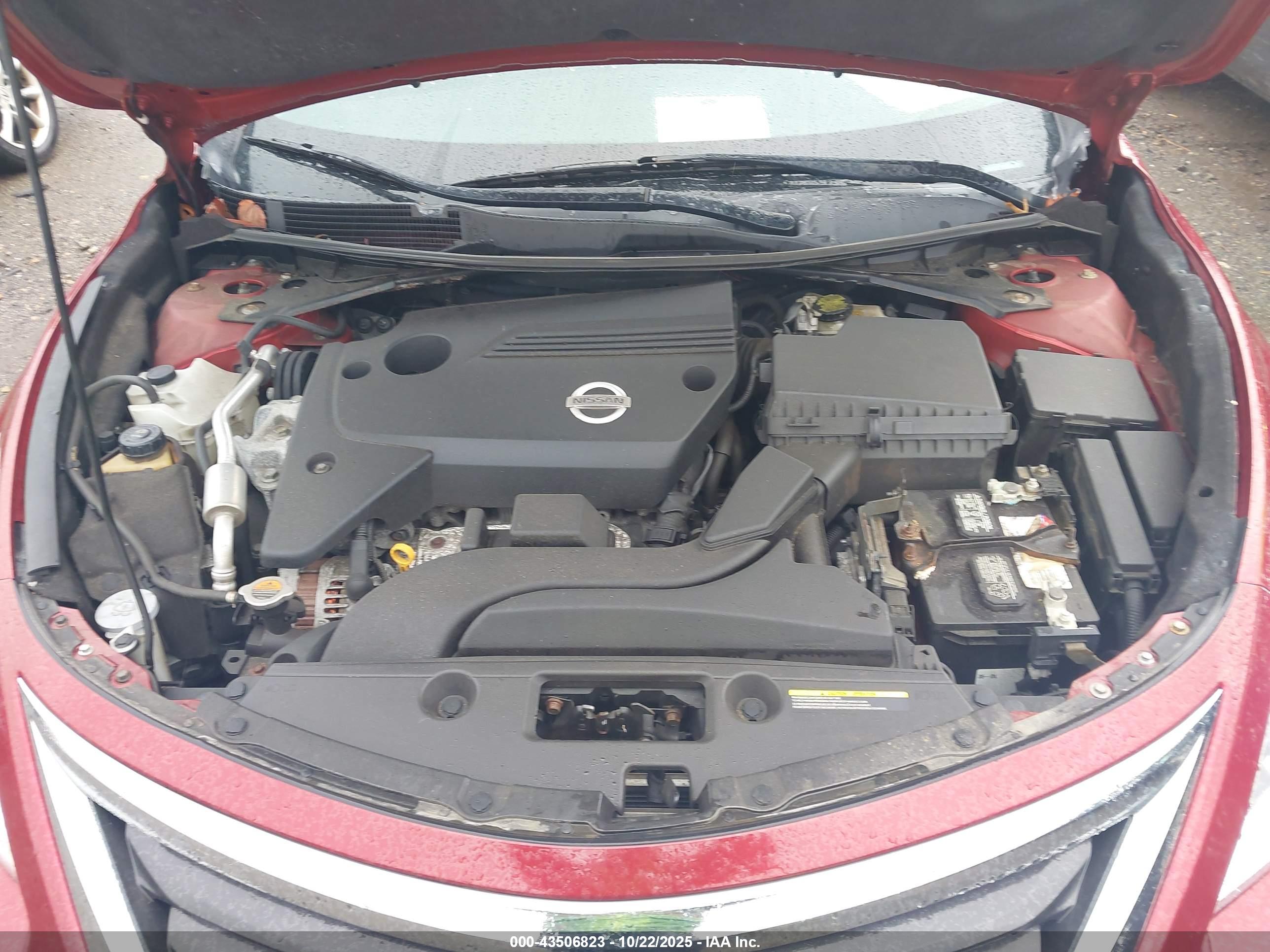 NISSAN ALTIMA image 10
